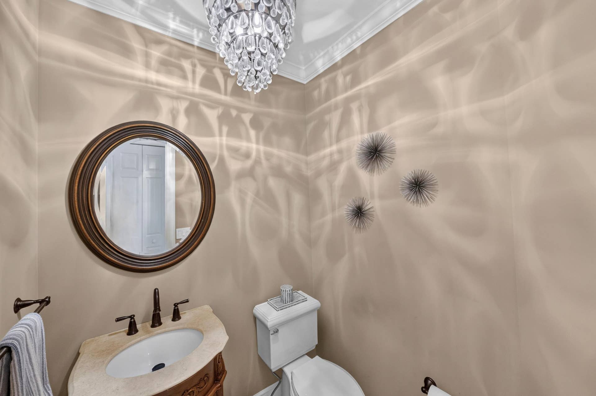 10506 NW 66th Street, Parkland, FL 33076 015-055-Powder Room-4000x2662