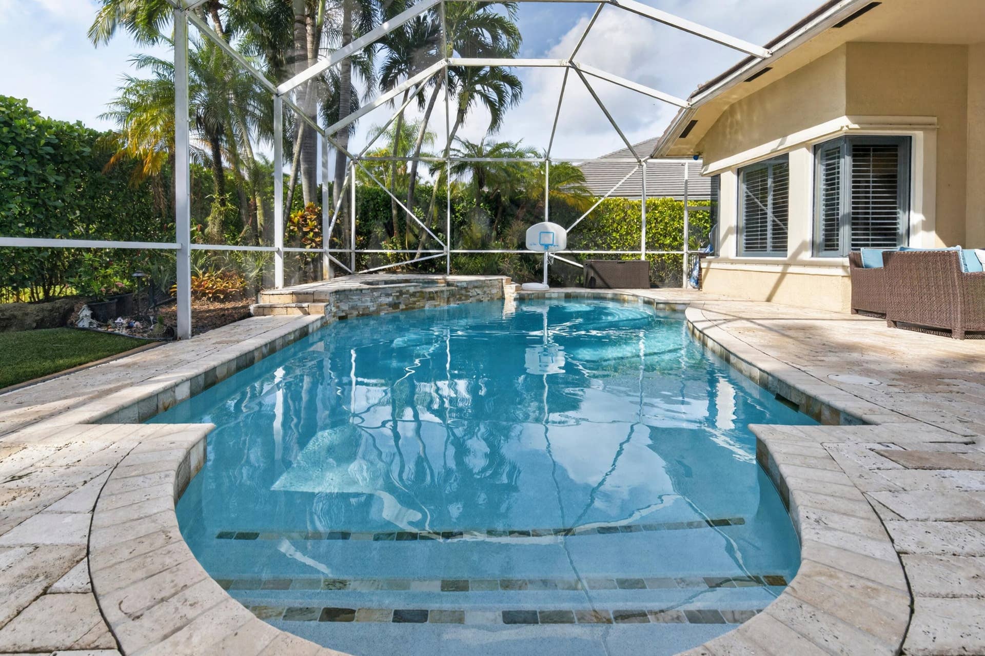 10506 NW 66th Street, Parkland, FL 33076 048-007-Pool-4000x2664