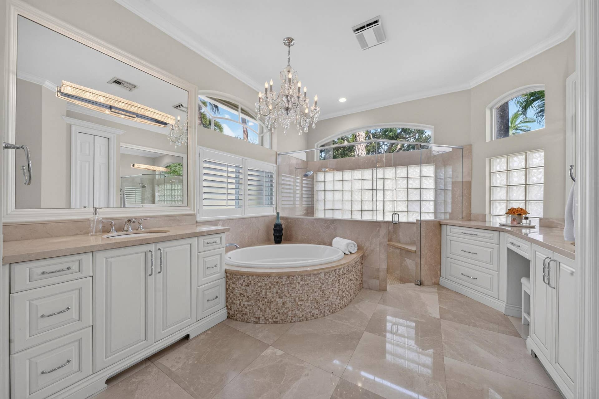 10506 NW 66th Street, Parkland, FL 33076 033-011-Primary Bath-4000x2664