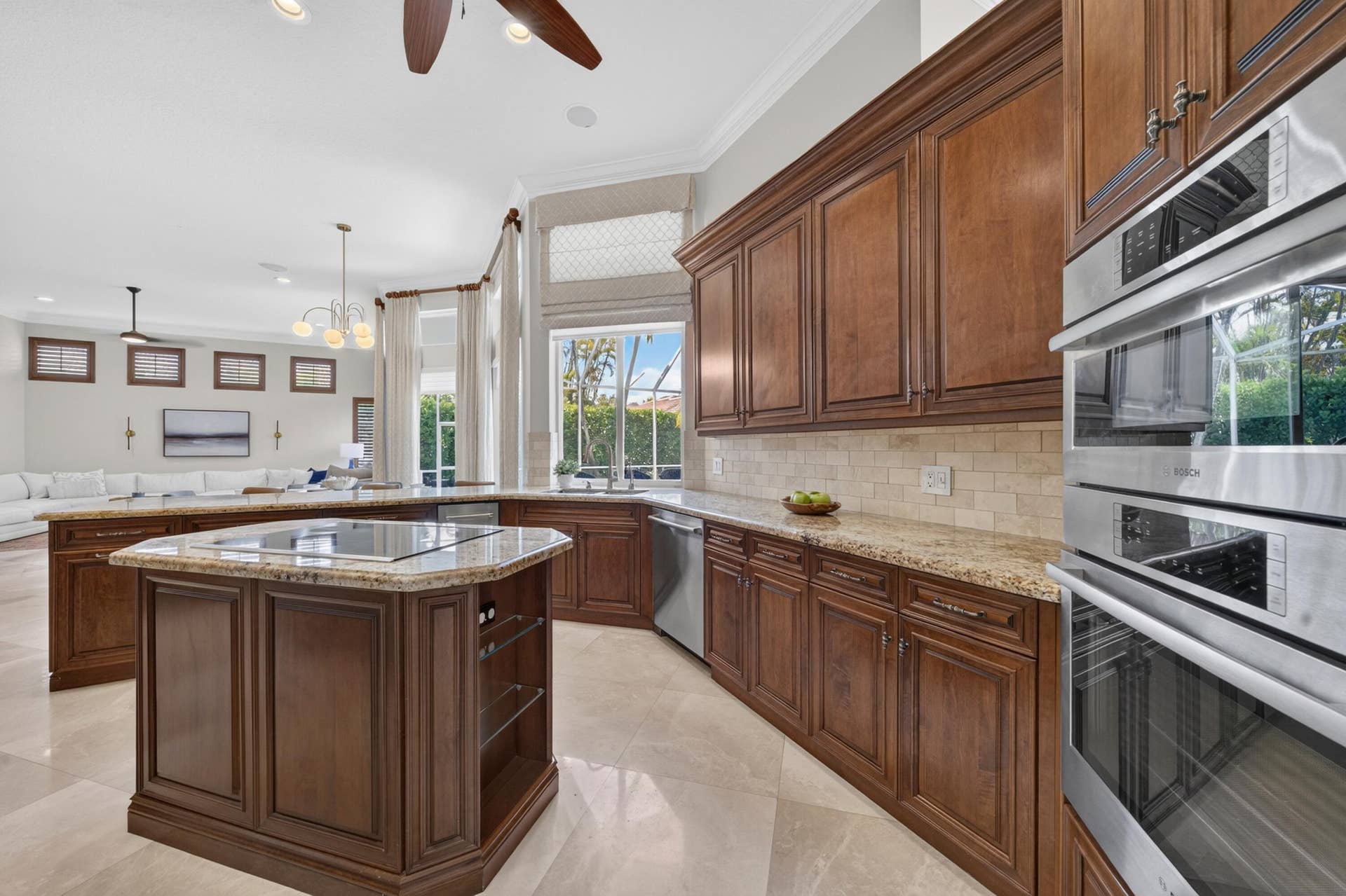 10506 NW 66th Street, Parkland, FL 33076 016-044-Kitchen-4000x2666