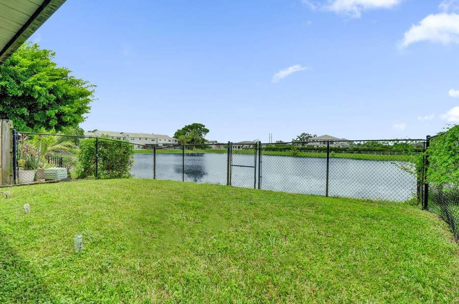 Property photo for 4737 Grapevine Way, Davie, FL