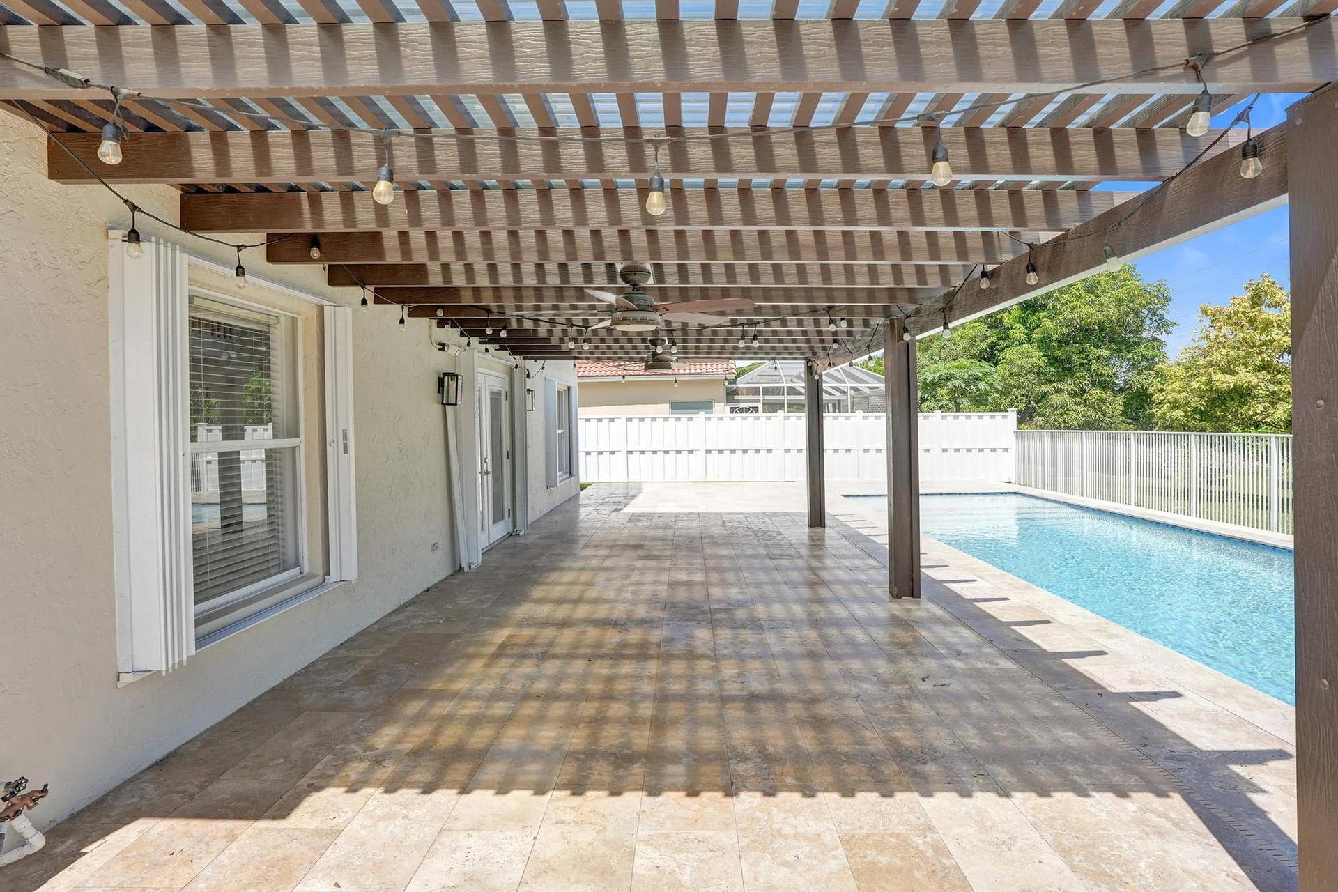 10729 EDINBURGH Street, Cooper City, FL 33026 DSC09556