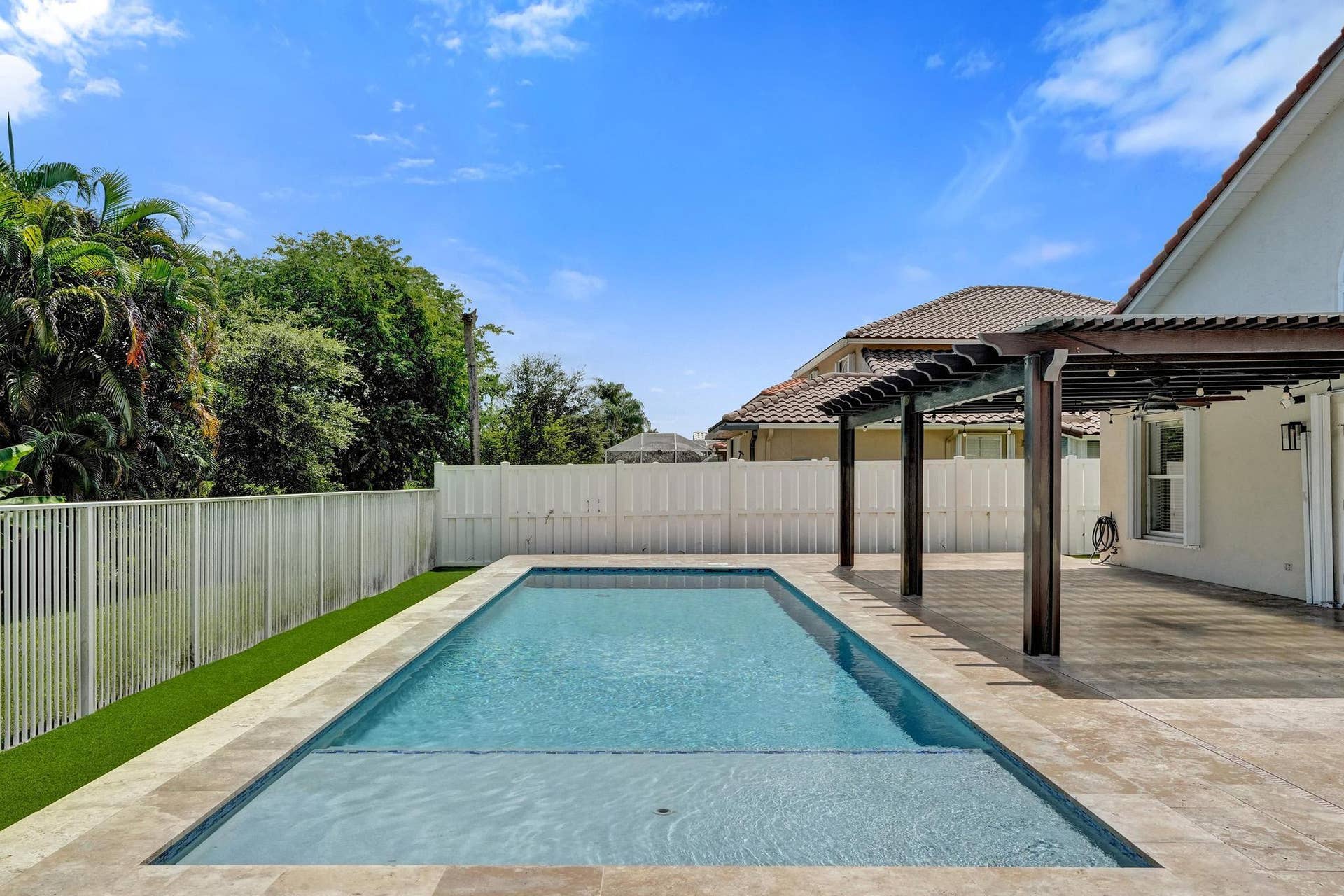 10729 EDINBURGH Street, Cooper City, FL 33026 DSC09580