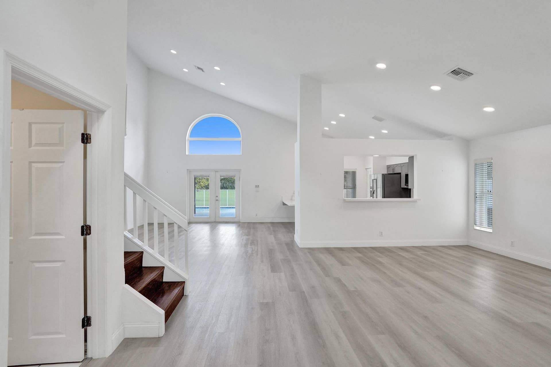 10729 EDINBURGH Street, Cooper City, FL 33026 DSC09469
