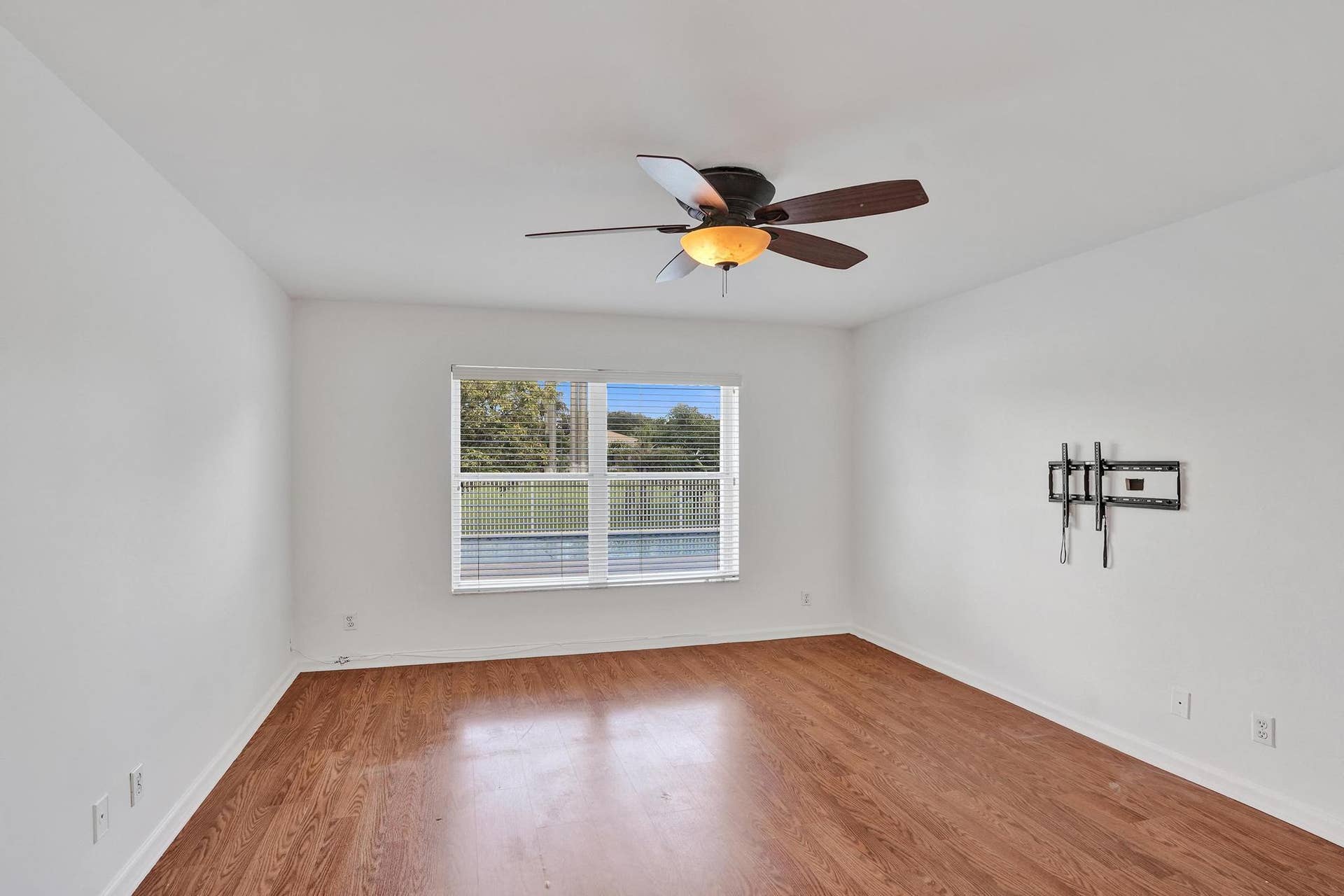 10729 EDINBURGH Street, Cooper City, FL 33026 DSC09517