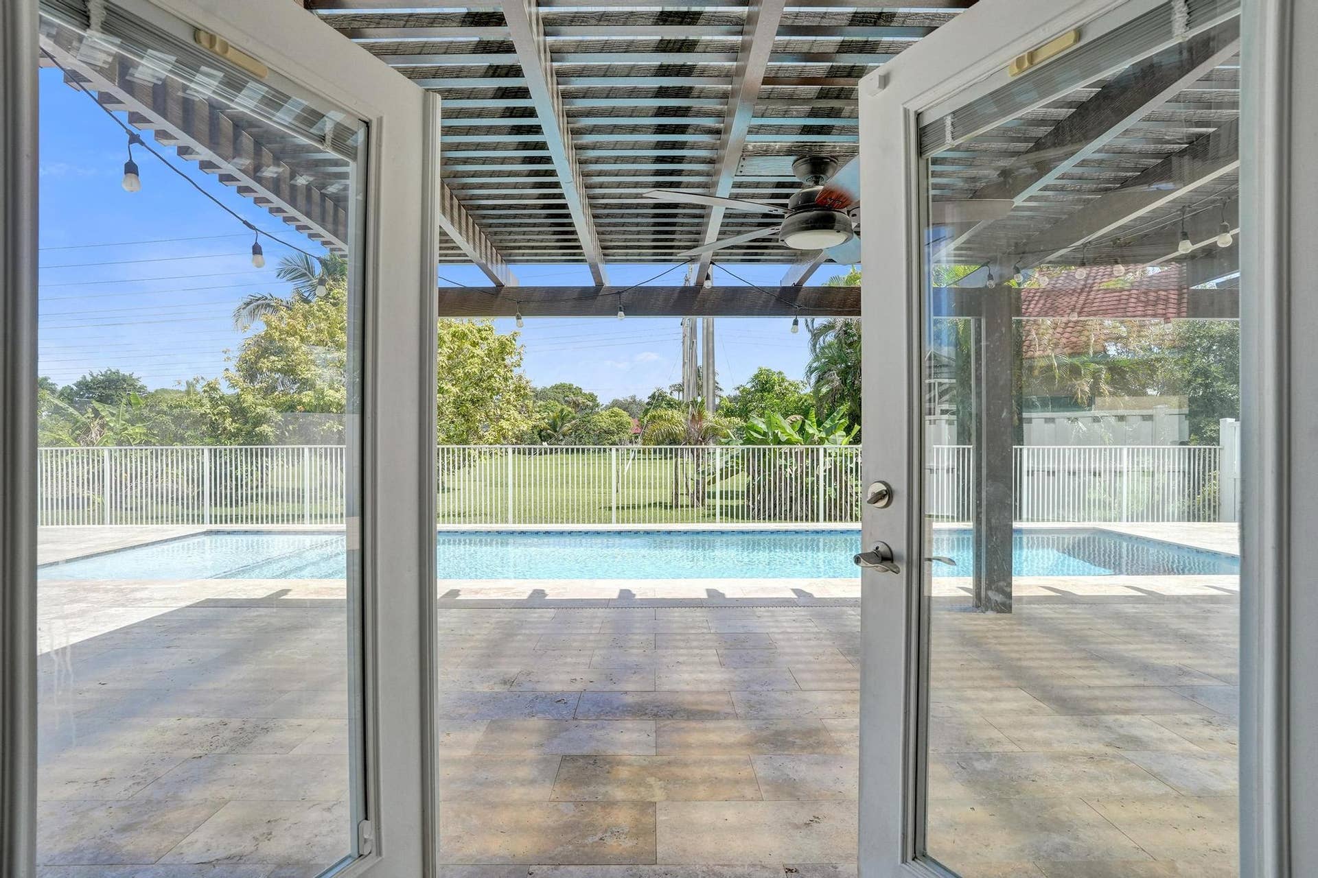 10729 EDINBURGH Street, Cooper City, FL 33026 DSC09538