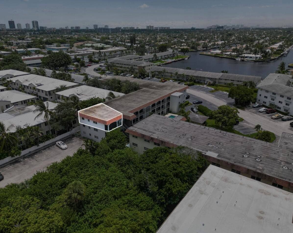 651 PINE Drive, #201, Pompano Beach, FL 33060 D68BD434-496A-4A31-8DD1-D4D815EC6796