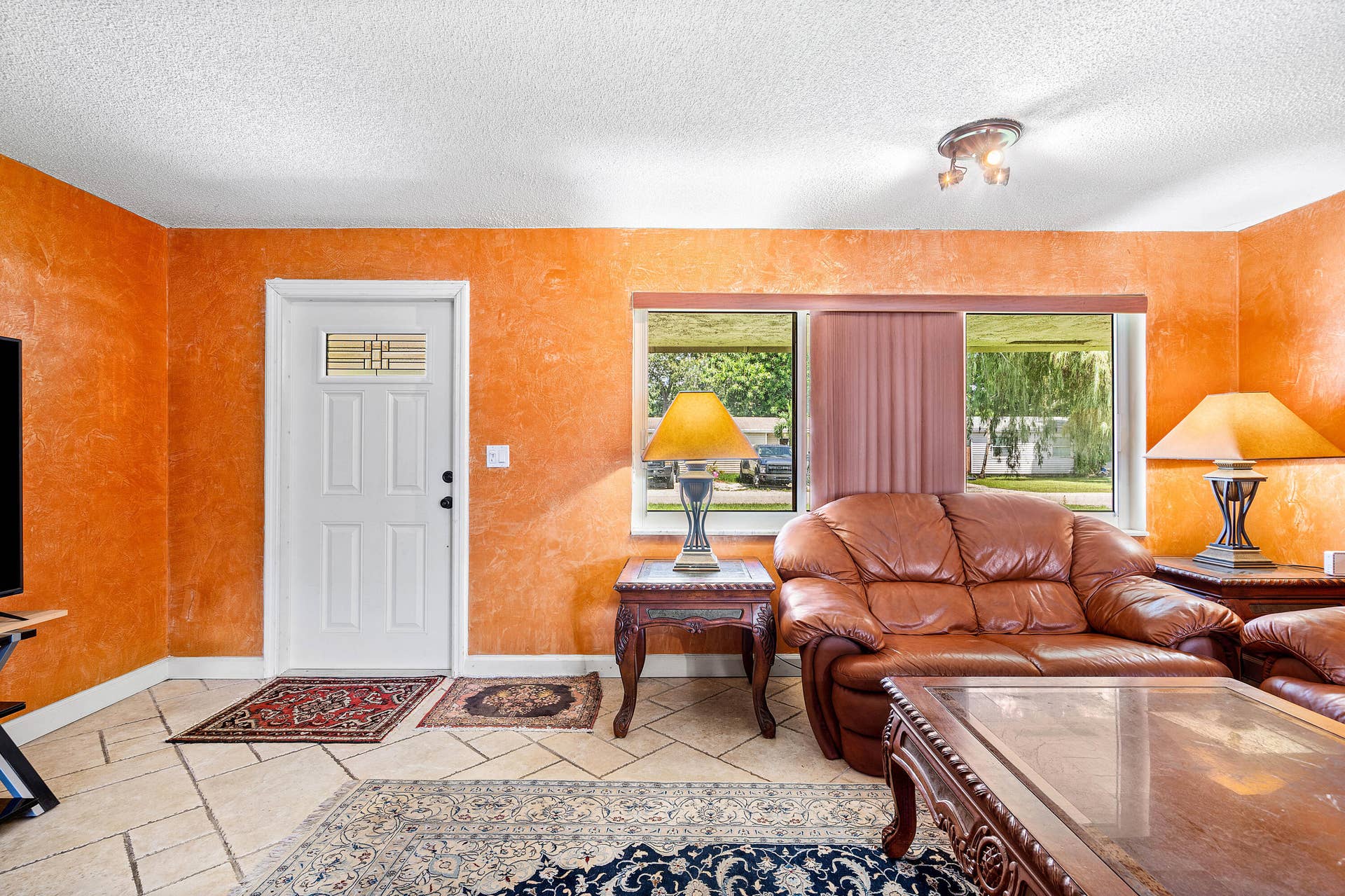 5811 SW 53RD Terrace, Davie, FL 33314 008-5811Southwest53rdTerrace-Davie-FL-33