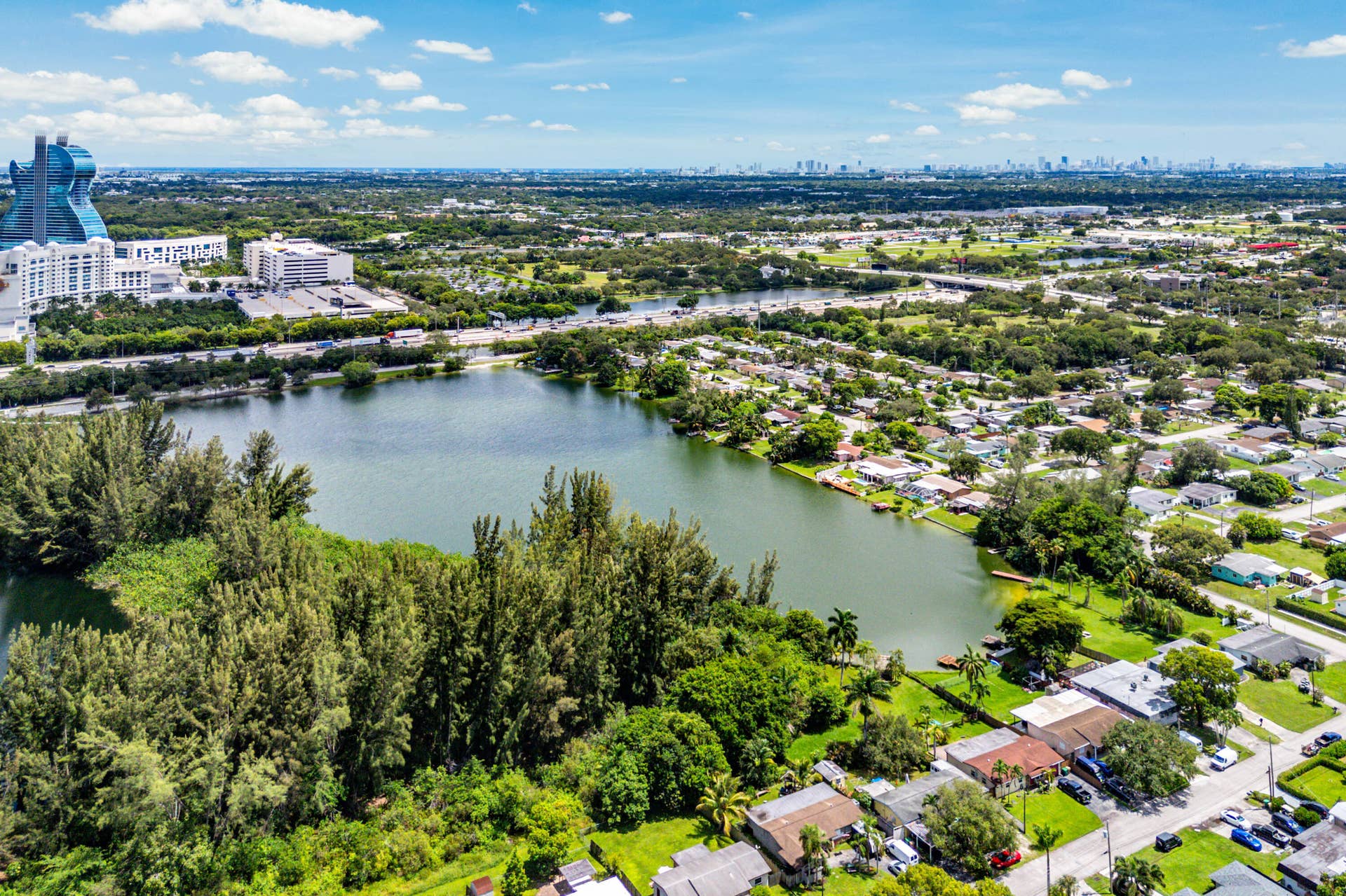 5811 SW 53RD Terrace, Davie, FL 33314 044-5811Southwest53rdTerrace-Davie-FL-33