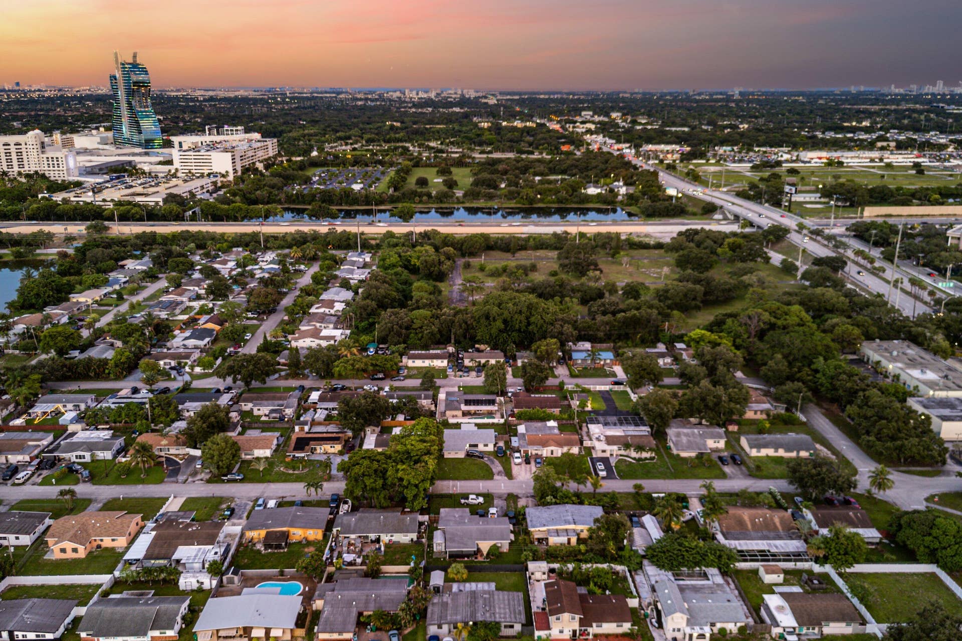 5811 SW 53RD Terrace, Davie, FL 33314 022-5811Southwest53rdTerrace-Davie-FL-33