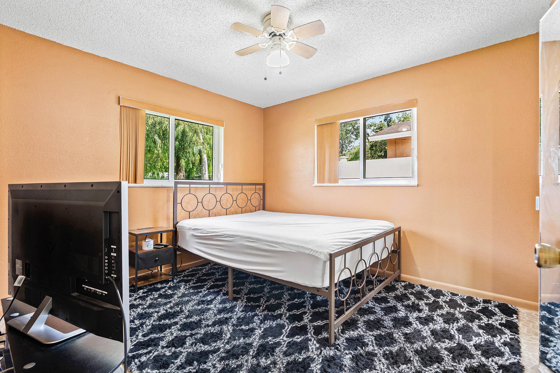 5811 SW 53RD Terrace, Davie, FL 33314 018-5811Southwest53rdTerrace-Davie-FL-33