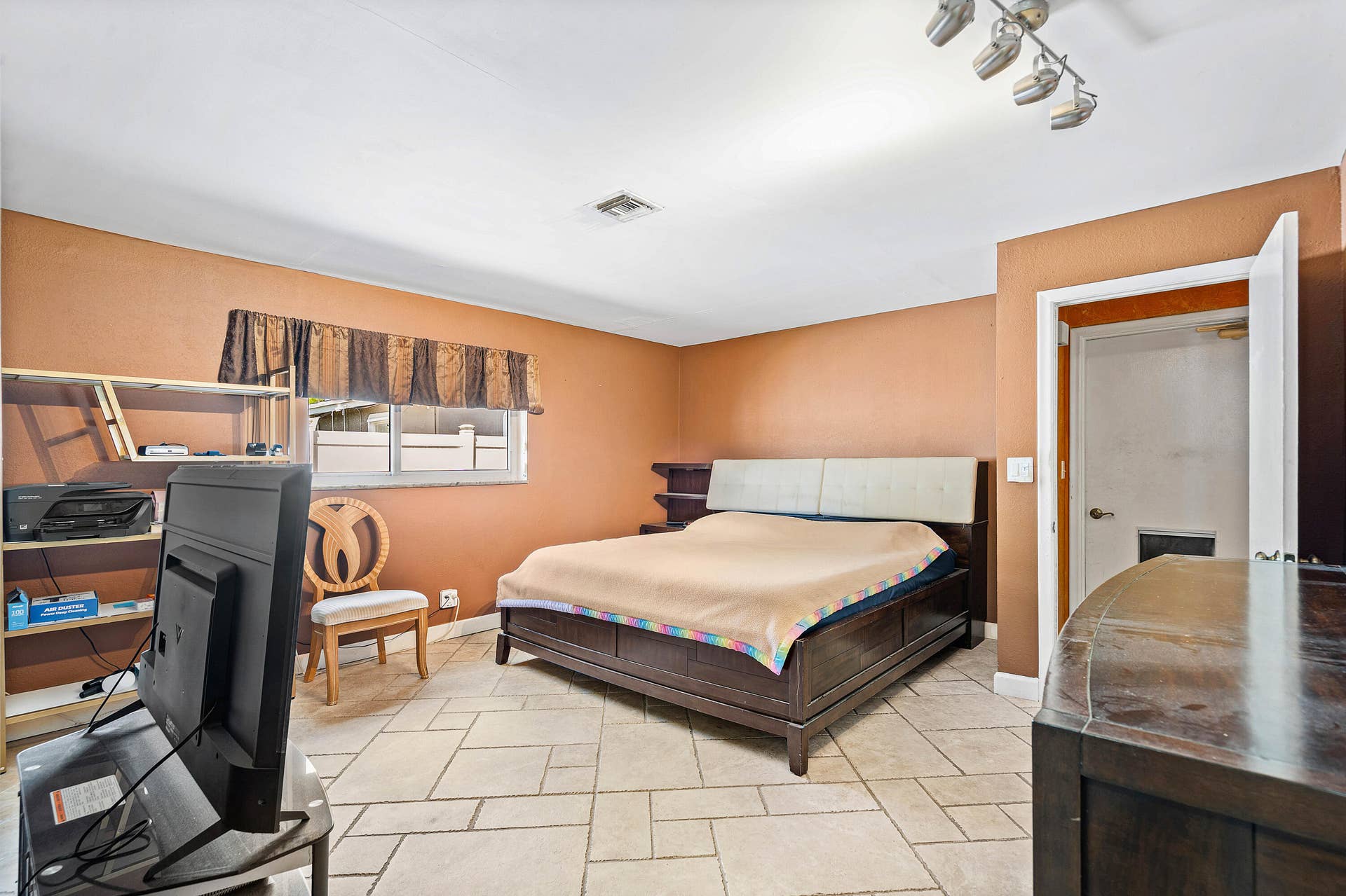 5811 SW 53RD Terrace, Davie, FL 33314 022-5811Southwest53rdTerrace-Davie-FL-33