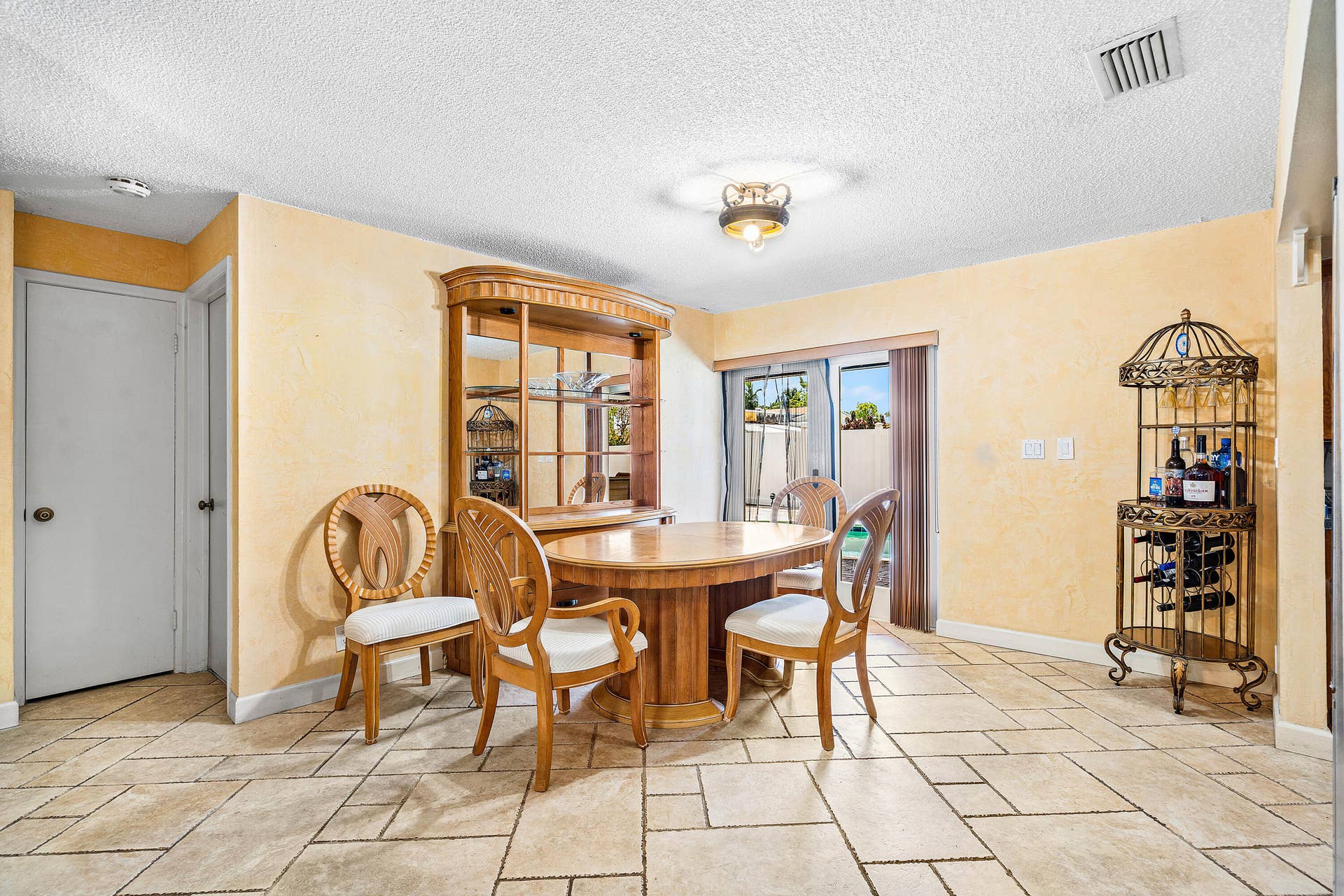 5811 SW 53RD Terrace, Davie, FL 33314 011-5811Southwest53rdTerrace-Davie-FL-33