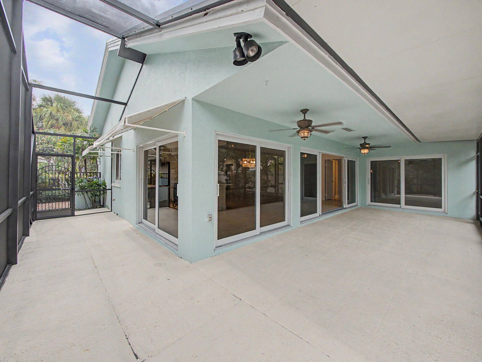 303 LEEWARD Drive, Jupiter, FL 33477 25-web-or-mls-024