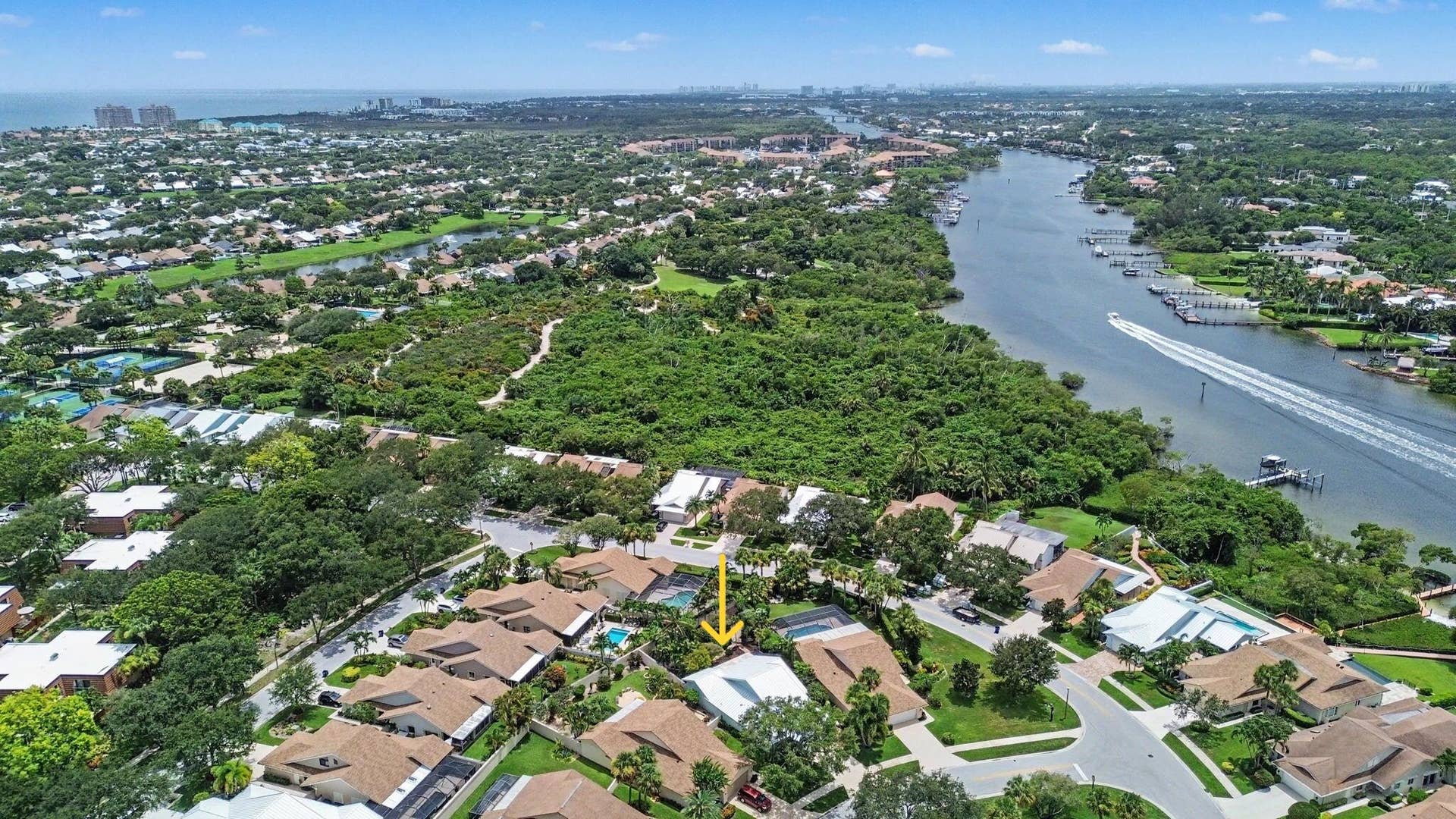 303 LEEWARD Drive, Jupiter, FL 33477 36-web-or-mls-dr-002