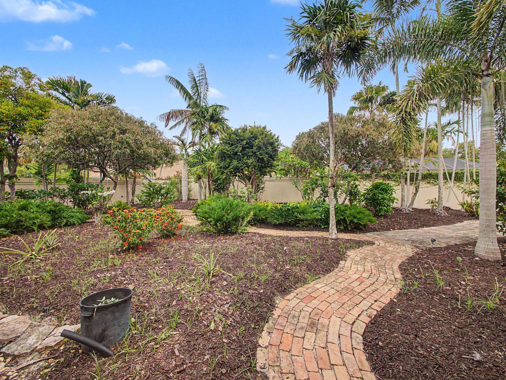 303 LEEWARD Drive, Jupiter, FL 33477 32-web-or-mls-029