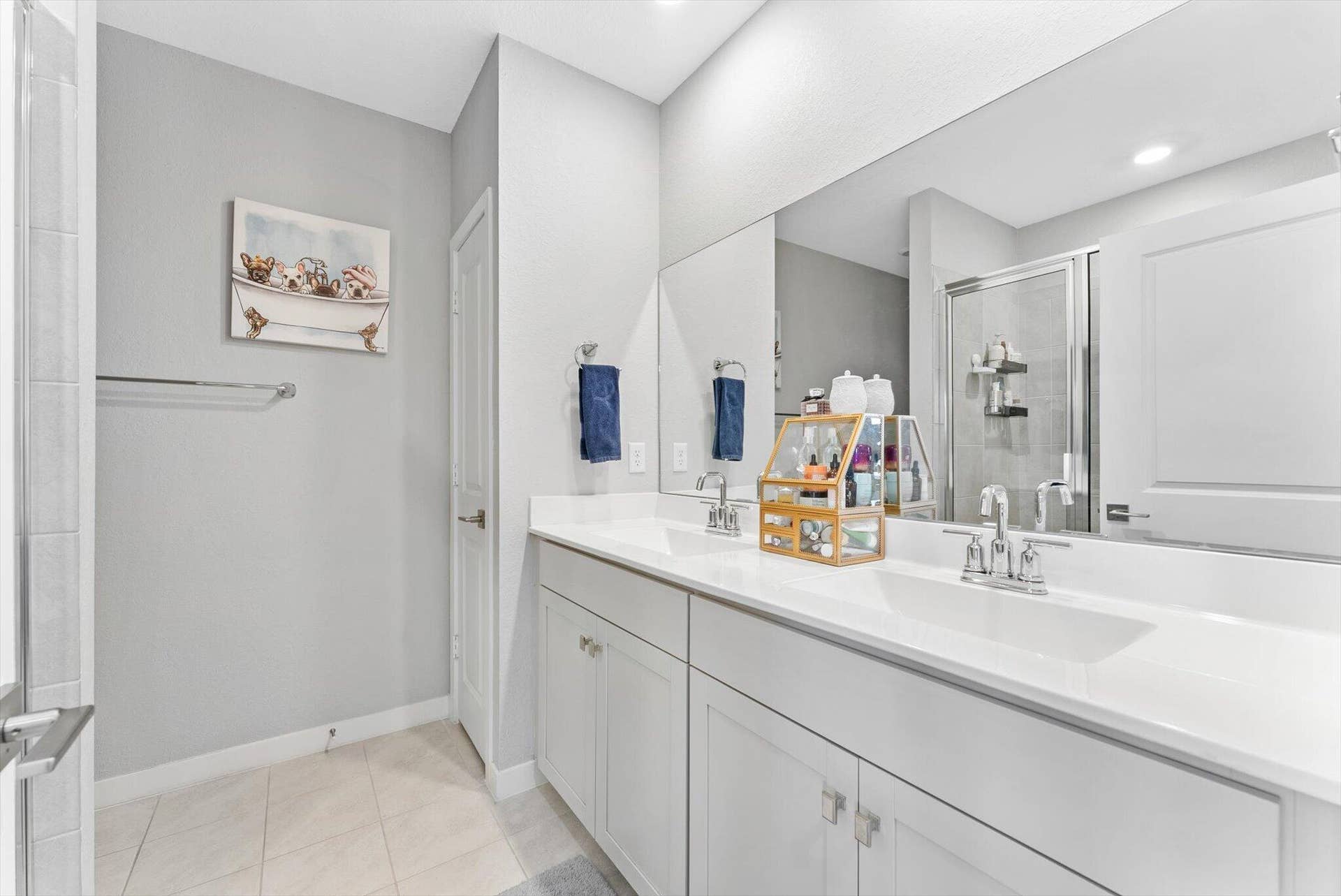 405 NW 17th Street, Fort Lauderdale, FL 33311 Primary Bathroom