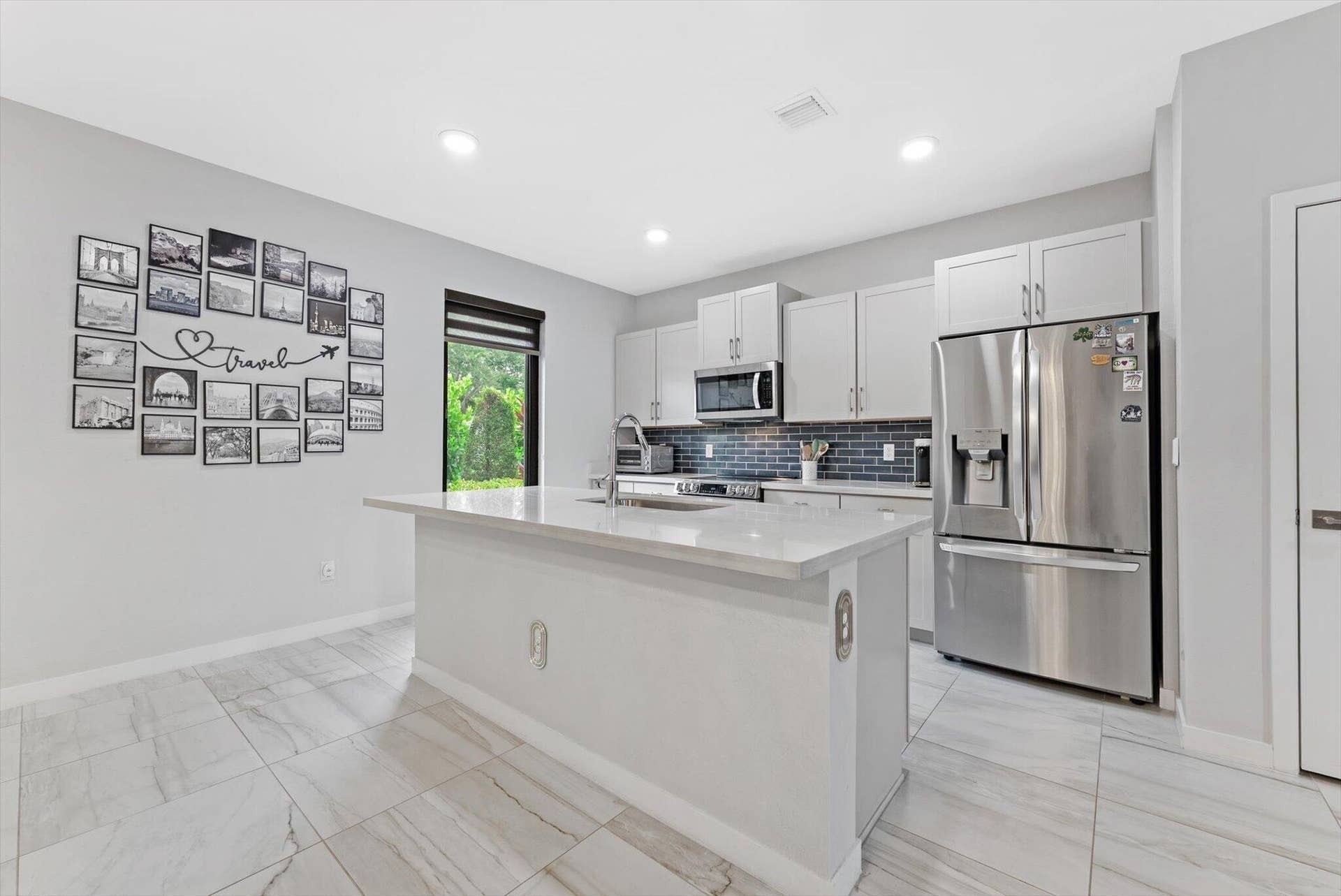 405 NW 17th Street, Fort Lauderdale, FL 33311 13-13