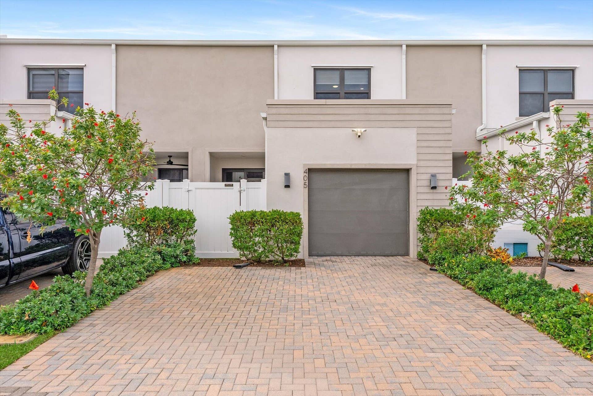 405 NW 17th Street, Fort Lauderdale, FL 33311 05-5