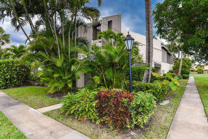 1605 S US Highway 1, #Sl 6g, Jupiter, Jupiter, FL 33477 JORC SeaLofter 6G