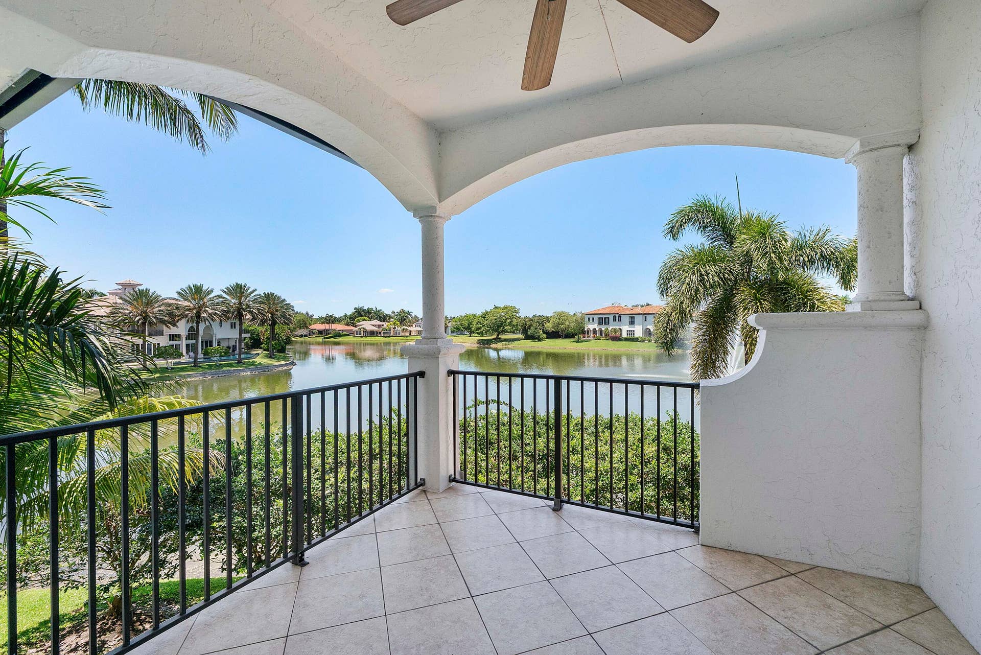 366 Sweet Bay Ave_071