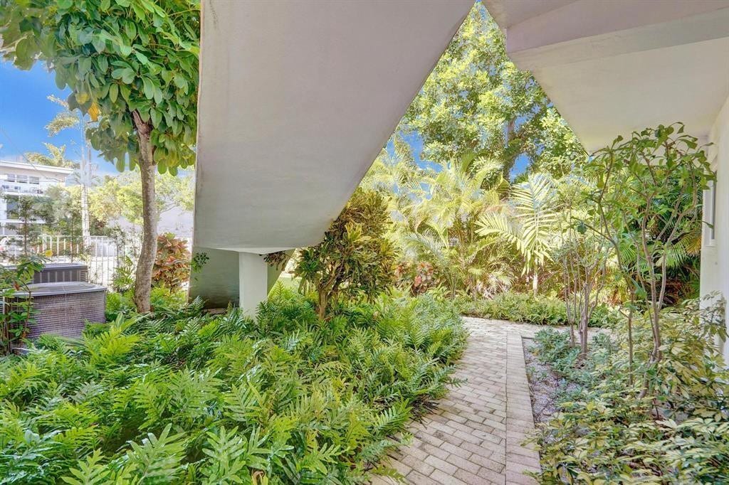 2760 YACHT CLUB Boulevard, #10C, Fort Lauderdale, Fort Lauderdale, FL 33304 Yard