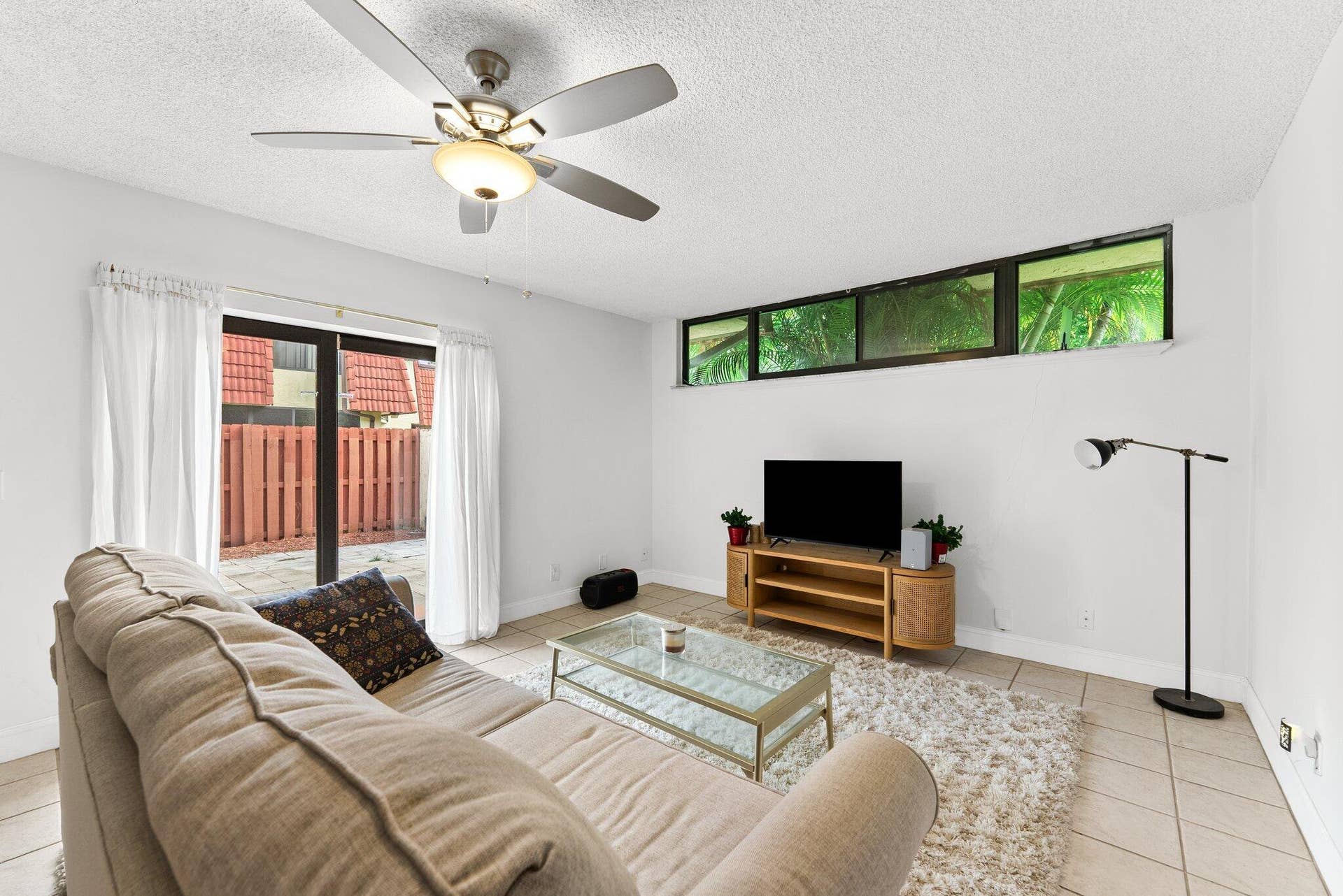 3874 VICTORIA Drive, West Palm Beach, FL 33406 11 (3)