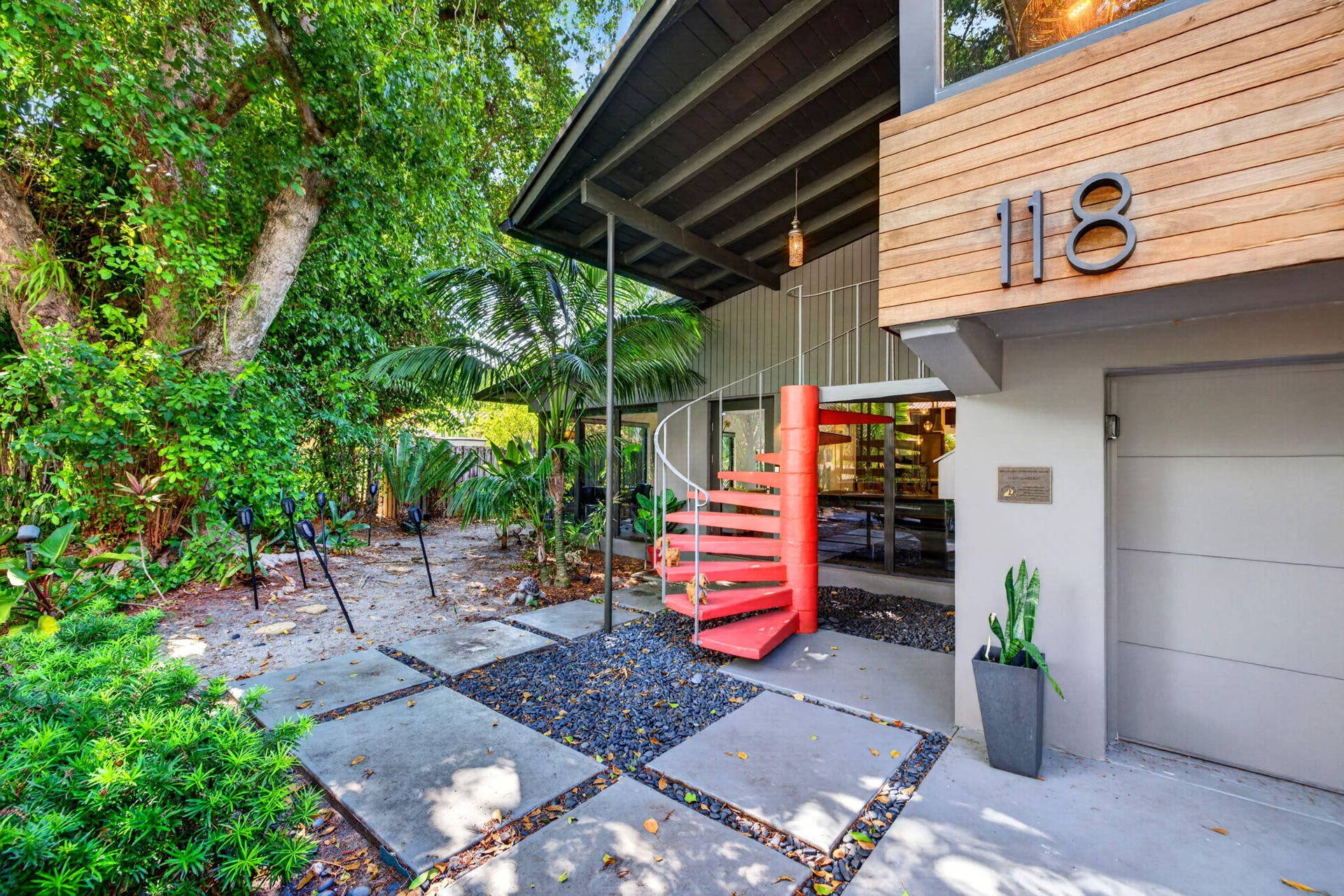4-web-or-mls-a699A8921