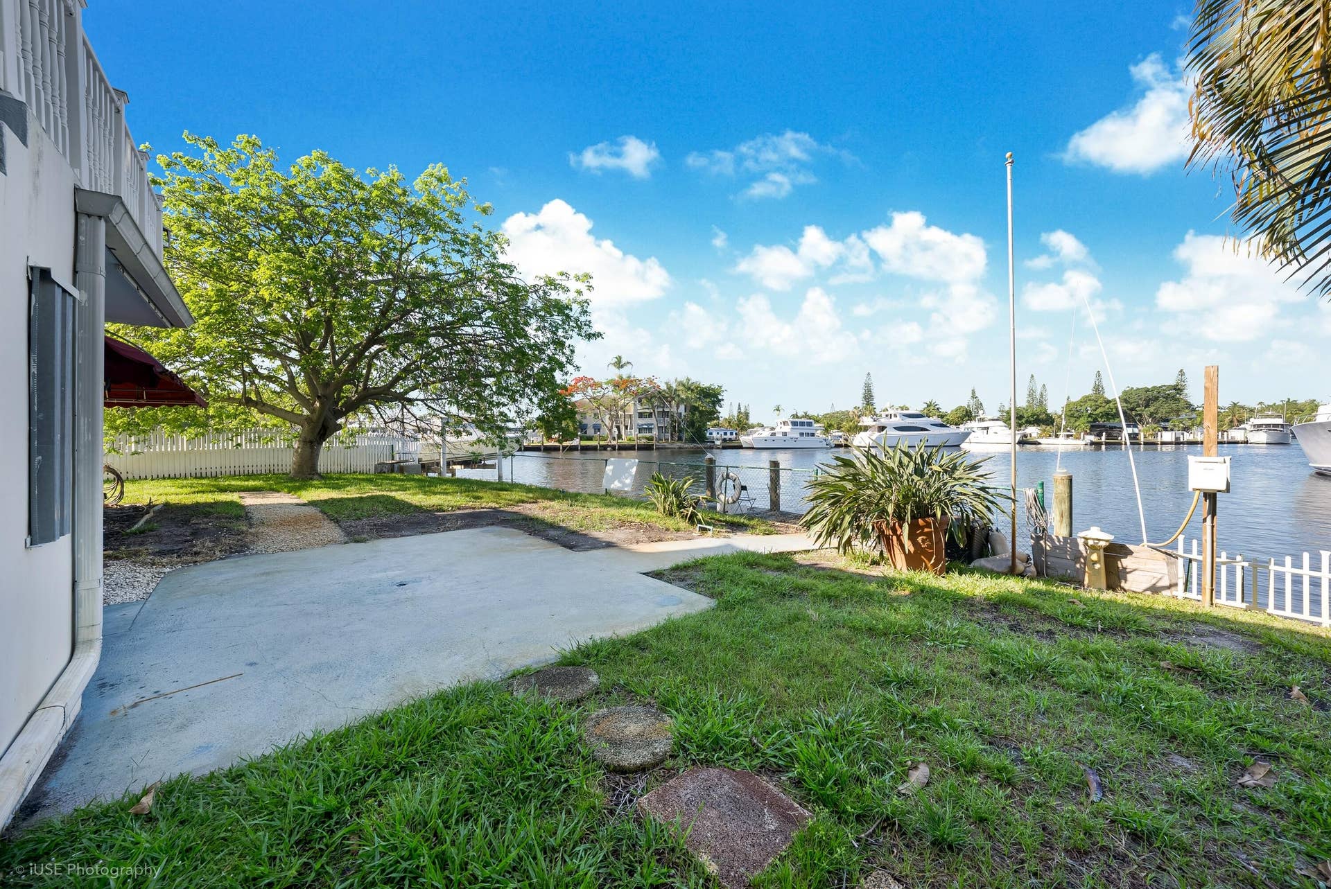 2141 SW 23RD Avenue, Fort Lauderdale, FL 33312 backyard