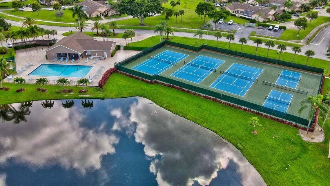 9621 BOCA GARDENS Circle N, #C, Boca Raton, FL 33496 MAIN POOL