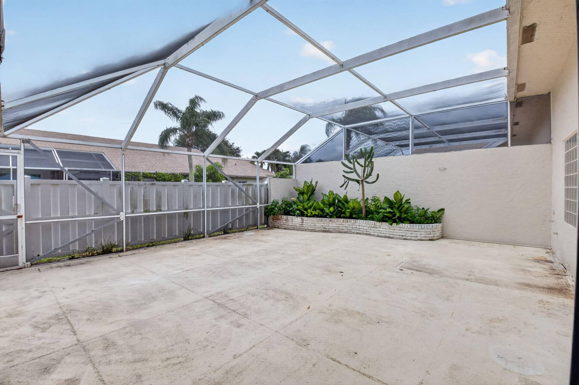 9621 BOCA GARDENS Circle N, #C, Boca Raton, FL 33496 LARGE PATIO