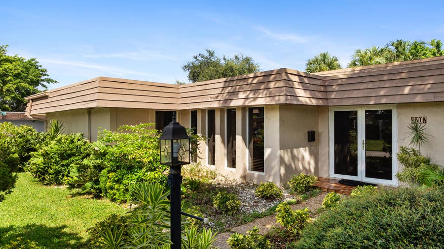 Property photo for 6207 JACARANDA Circle, Tamarac, FL