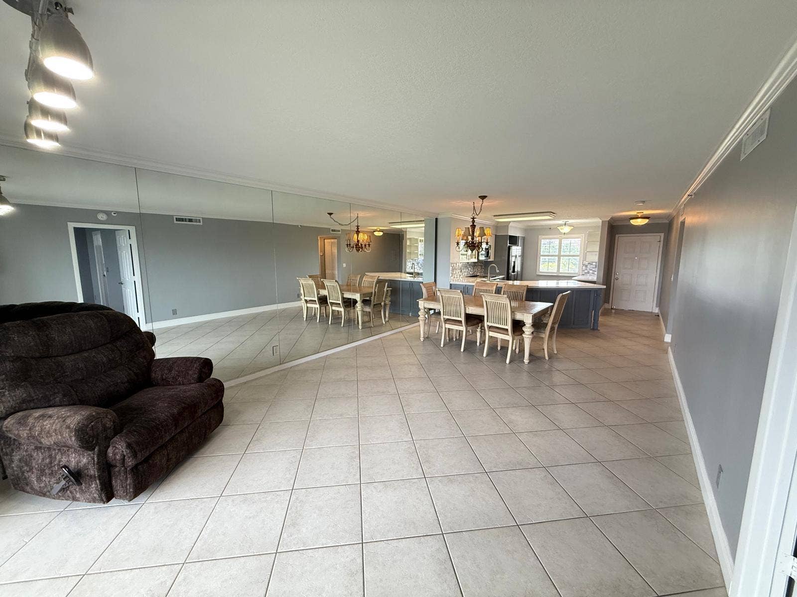 2215 CYPRESS ISLAND Drive, #505, Pompano Beach, FL 33069 Living Room