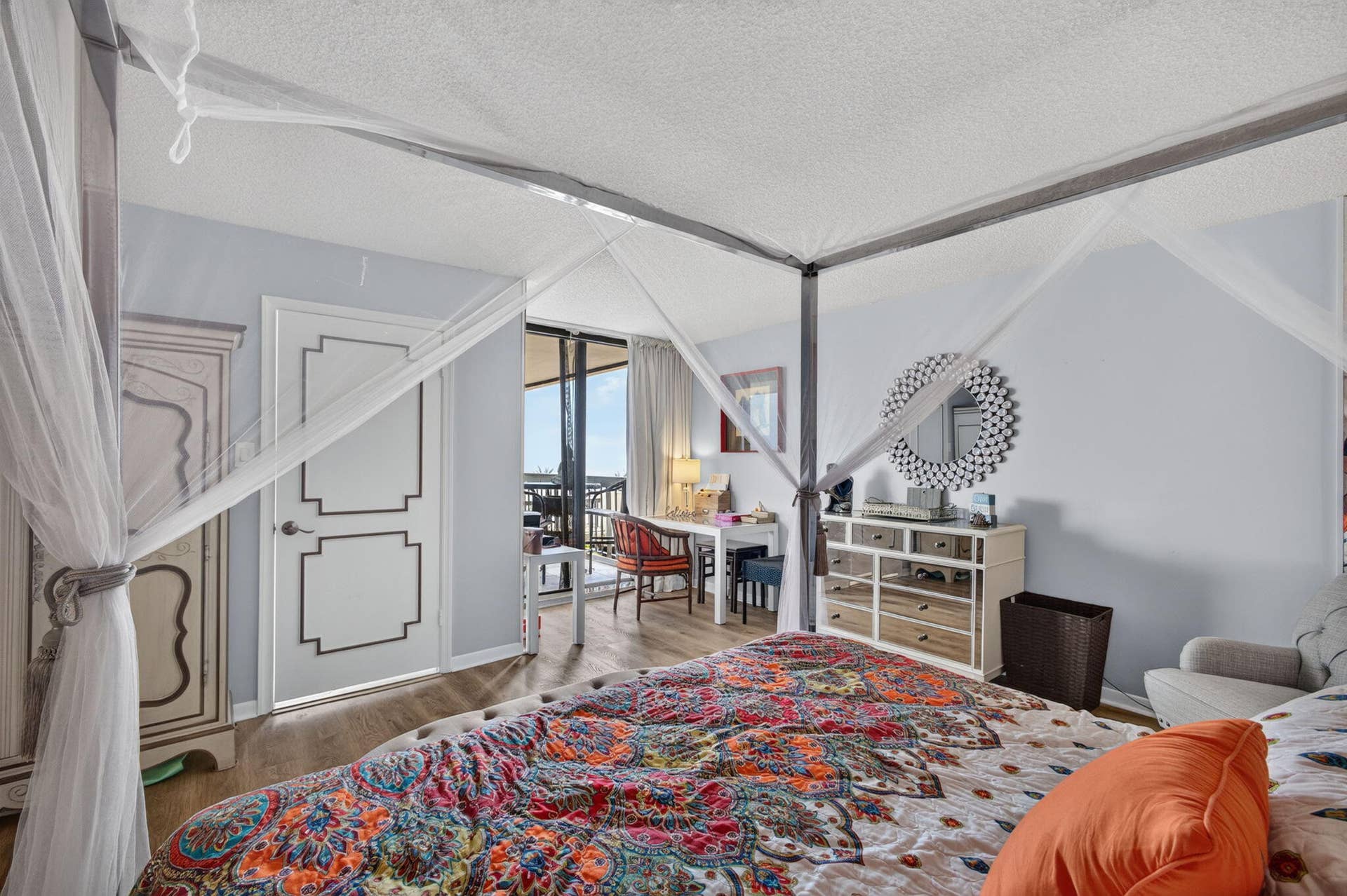 5380 N Ocean Drive, #2e, Riviera Beach, FL 33404 25-web-or-mls-5D1A3811