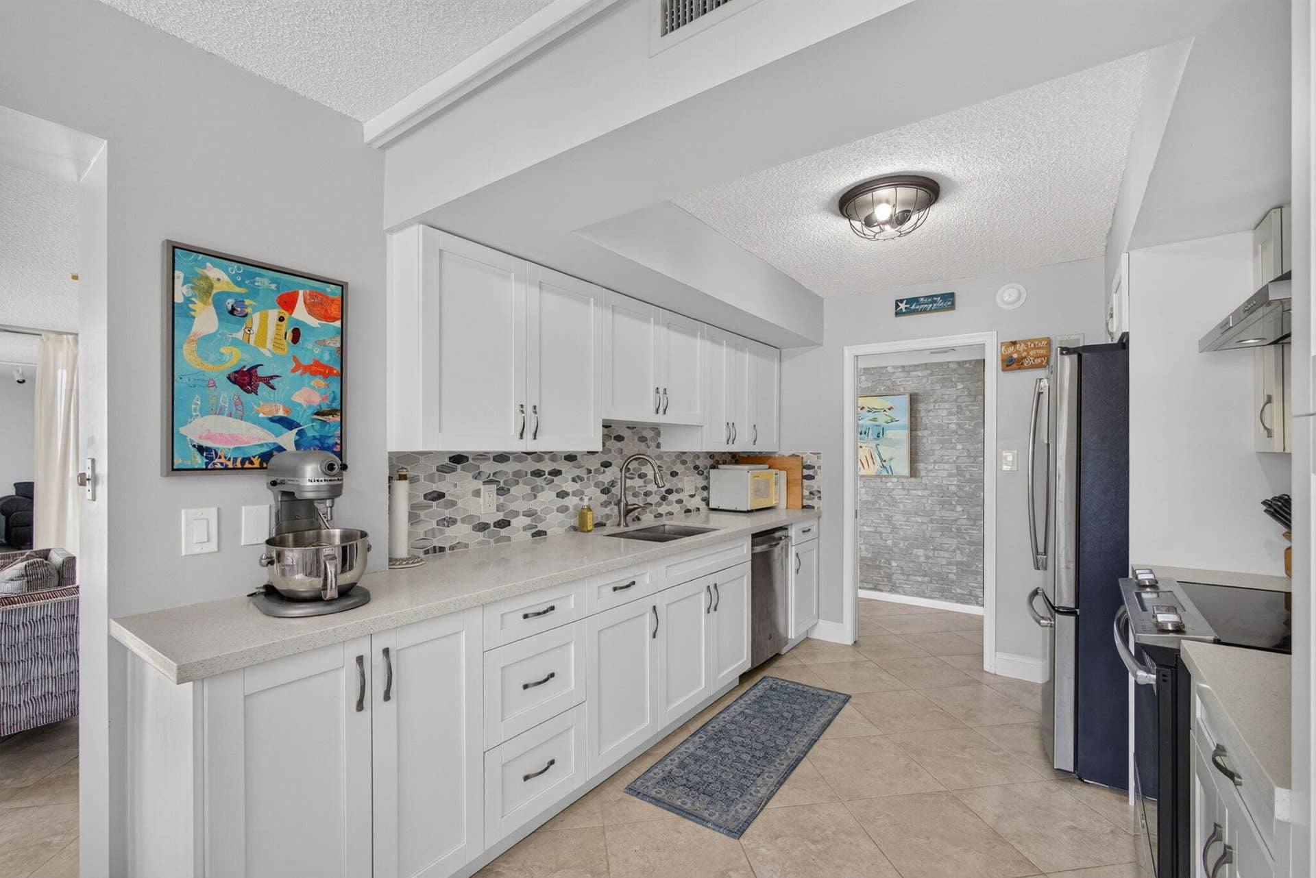 5380 N Ocean Drive, #2e, Riviera Beach, FL 33404 17-web-or-mls-5D1A3736