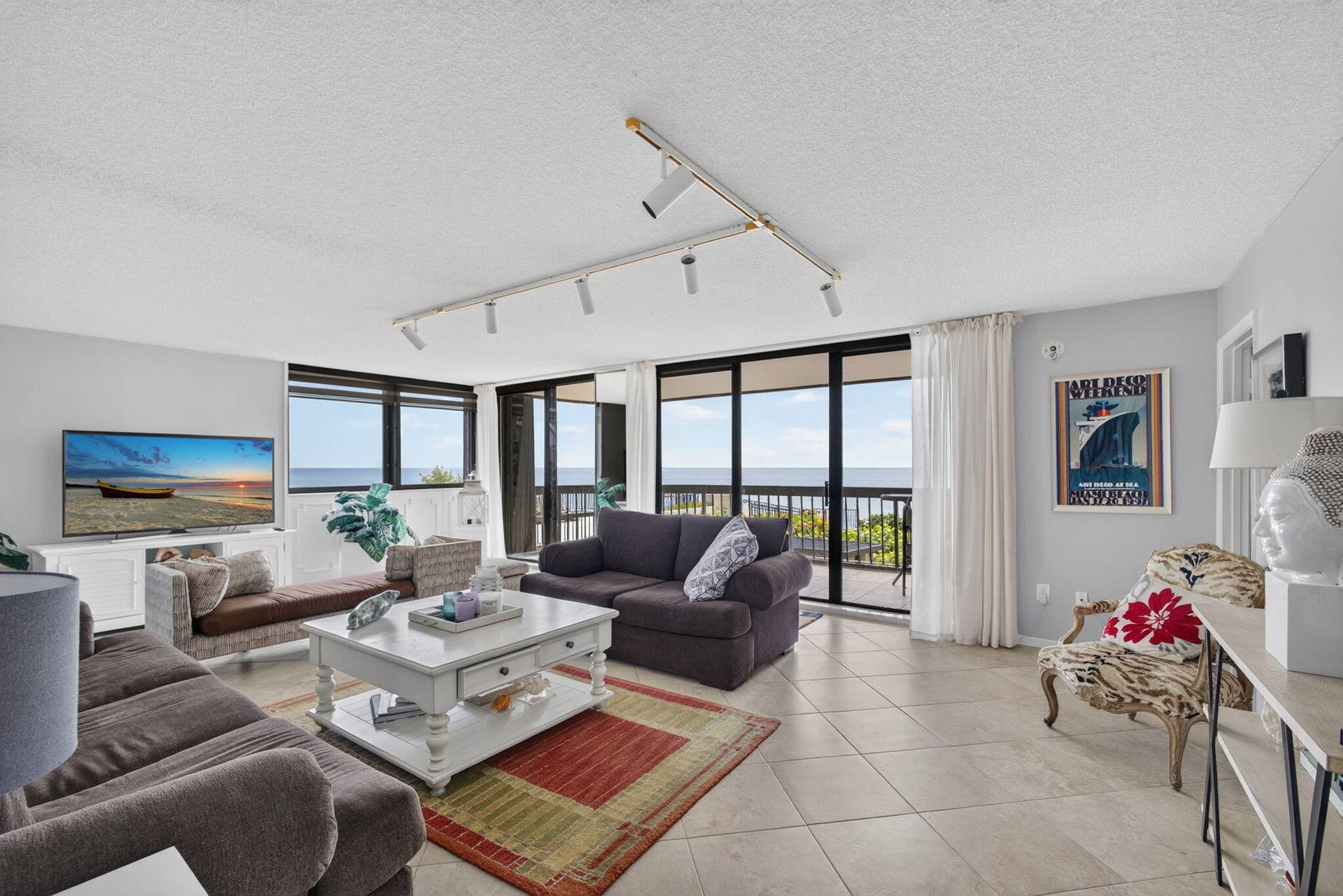 5380 N Ocean Drive, #2e, Riviera Beach, FL 33404 3-web-or-mls-5D1A3666