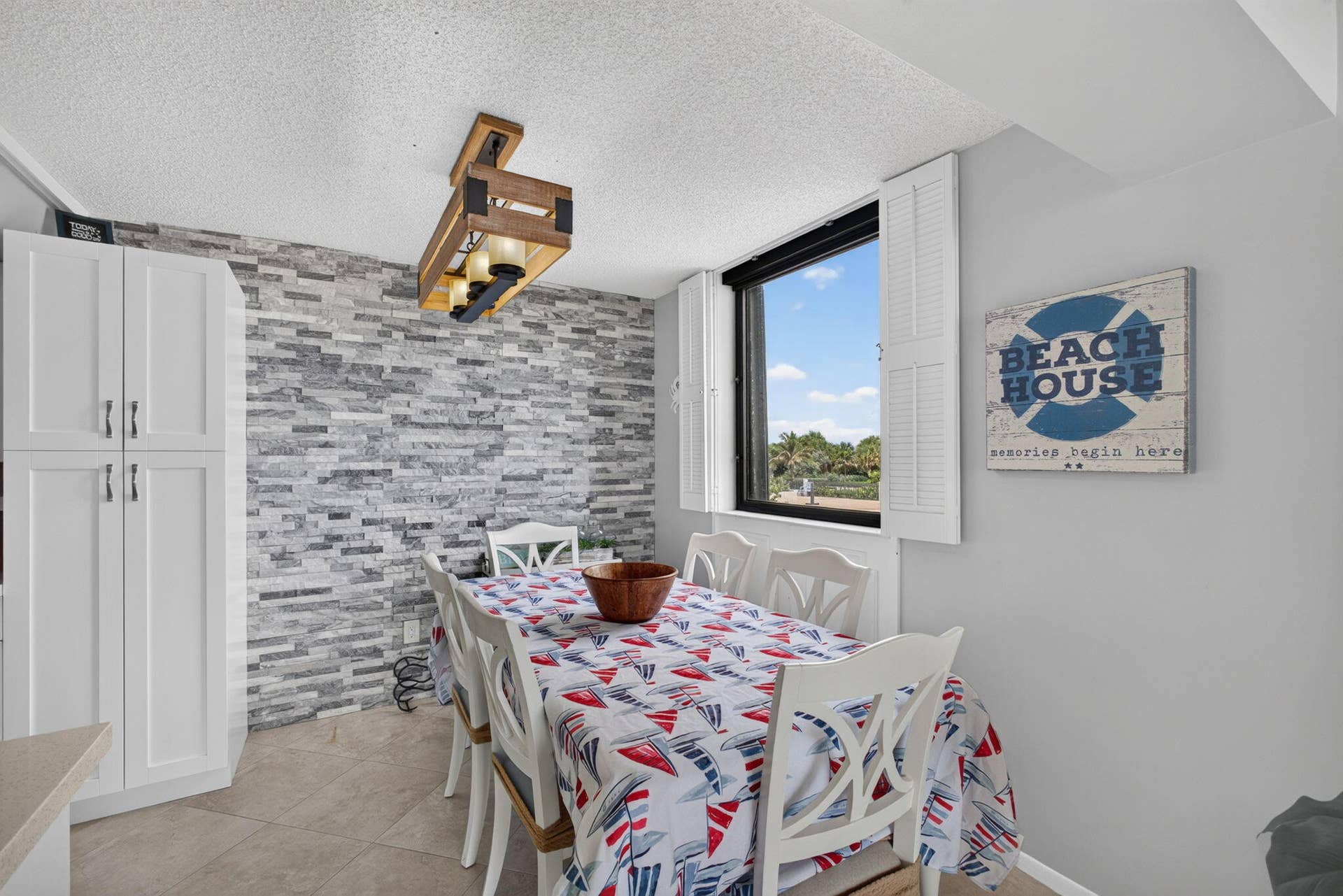 5380 N Ocean Drive, #2e, Riviera Beach, FL 33404 12-web-or-mls-5D1A3714