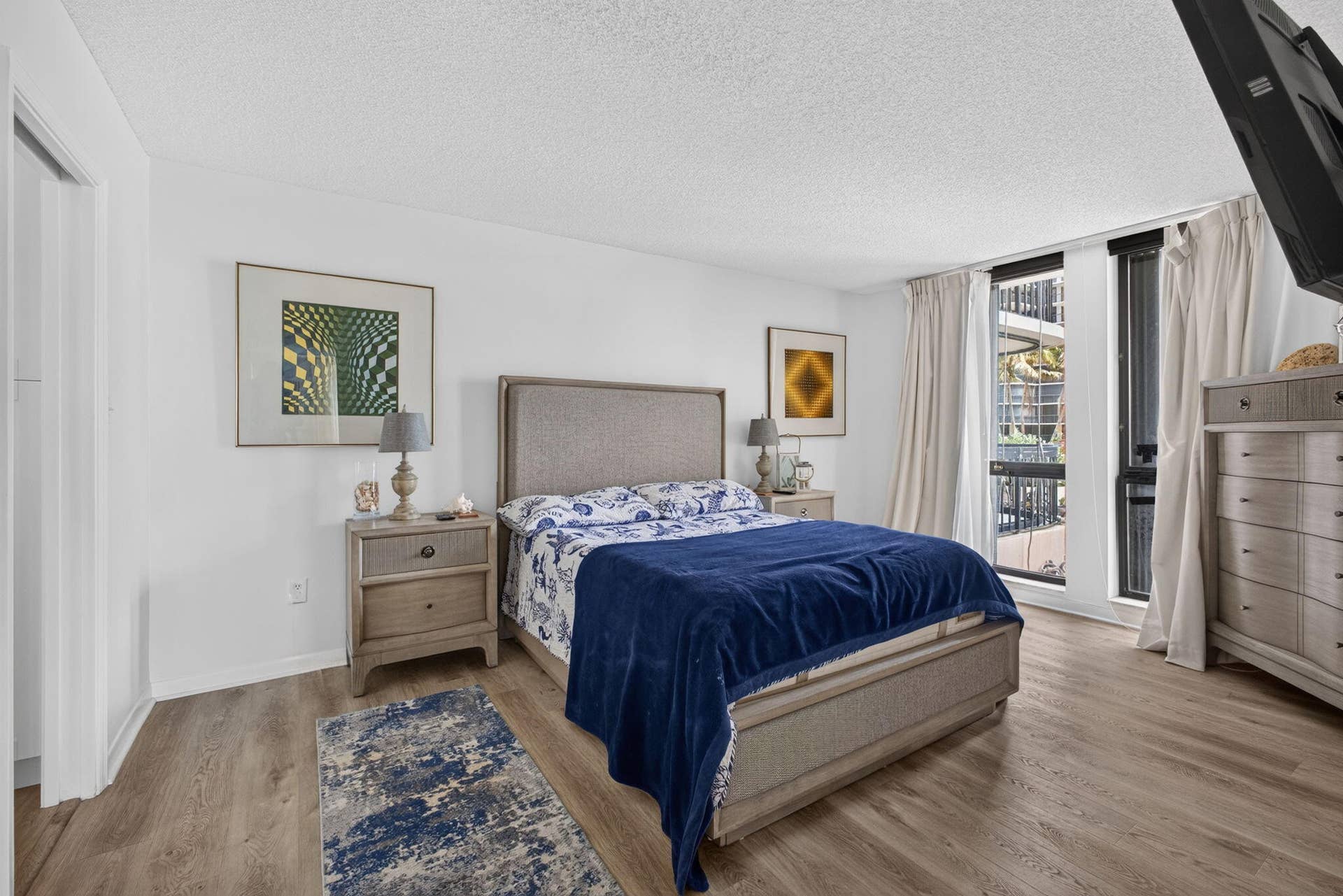 5380 N Ocean Drive, #2e, Riviera Beach, FL 33404 33-web-or-mls-5D1A3852