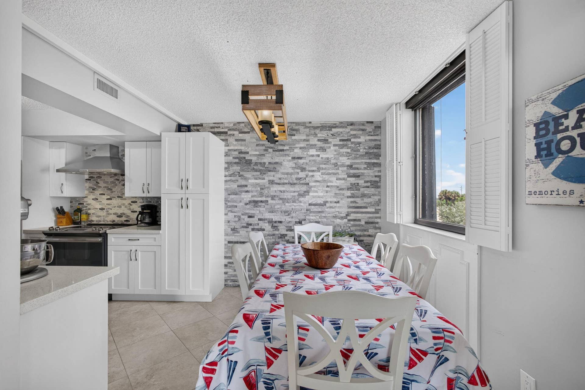 5380 N Ocean Drive, #2e, Riviera Beach, FL 33404 11-web-or-mls-5D1A3706