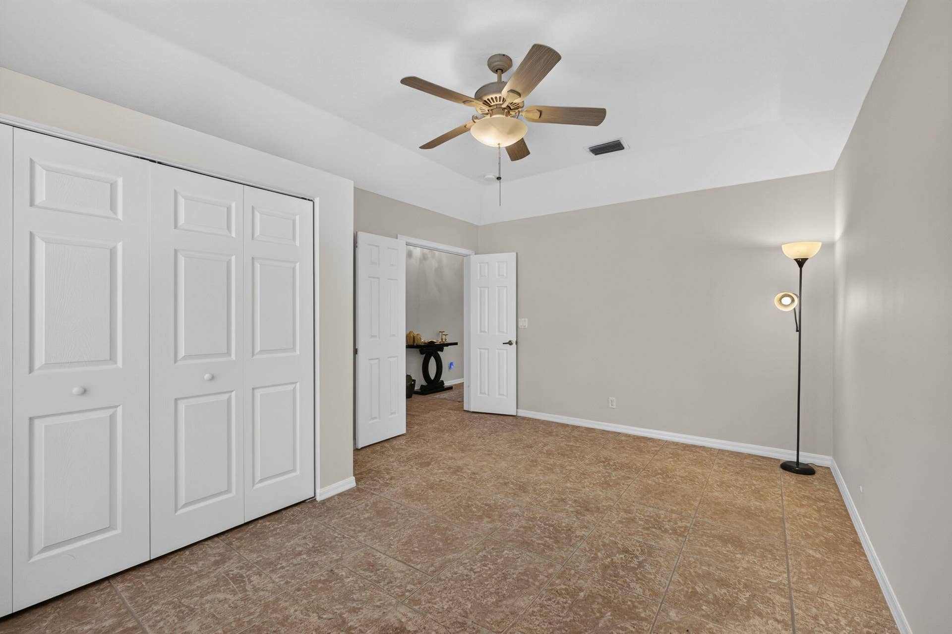 8058 Via Hacienda, Riviera Beach, FL 33418 13-web-or-mls-5D1A3386