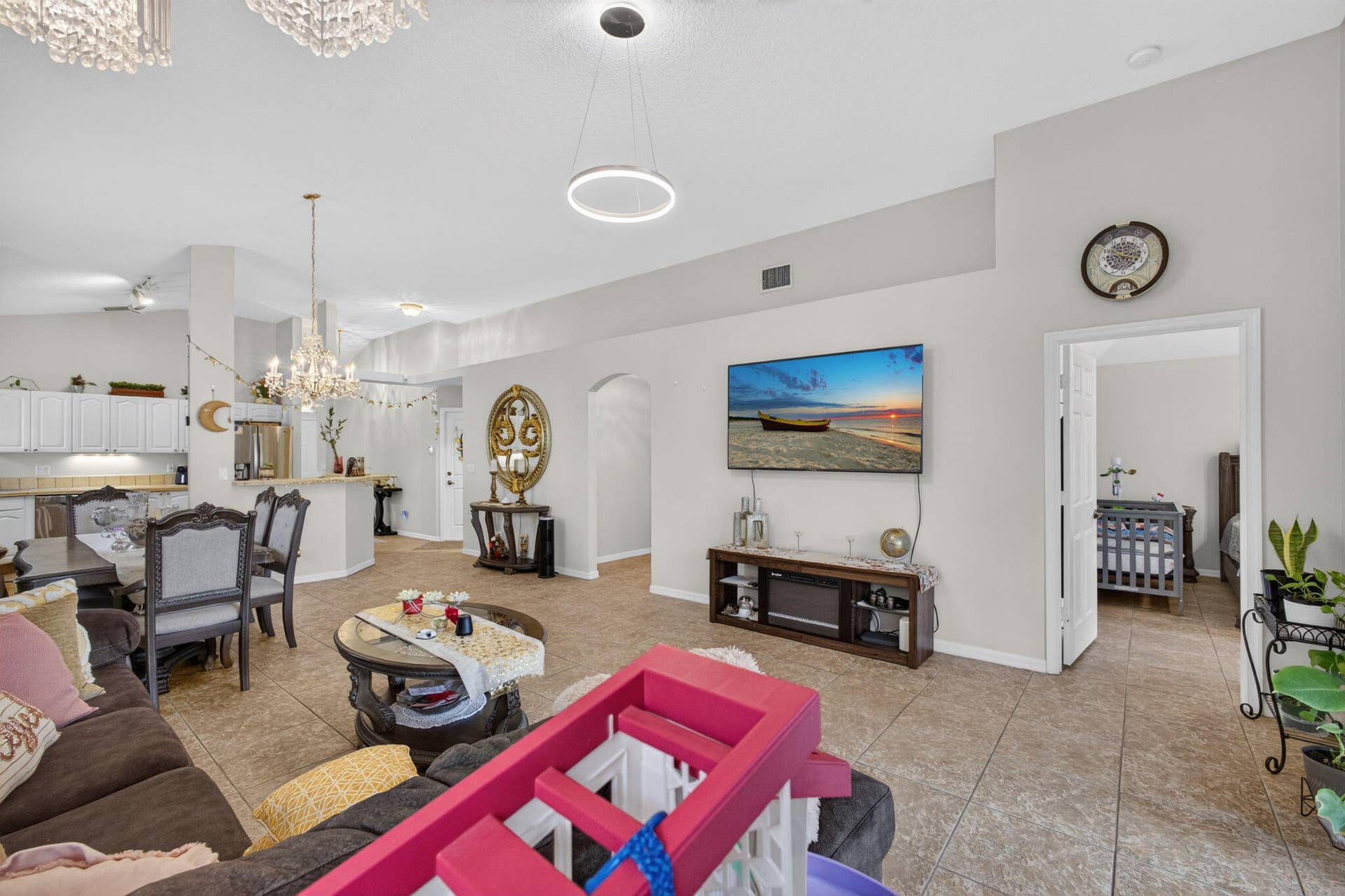 8058 Via Hacienda, Riviera Beach, FL 33418 28-web-or-mls-5D1A3461