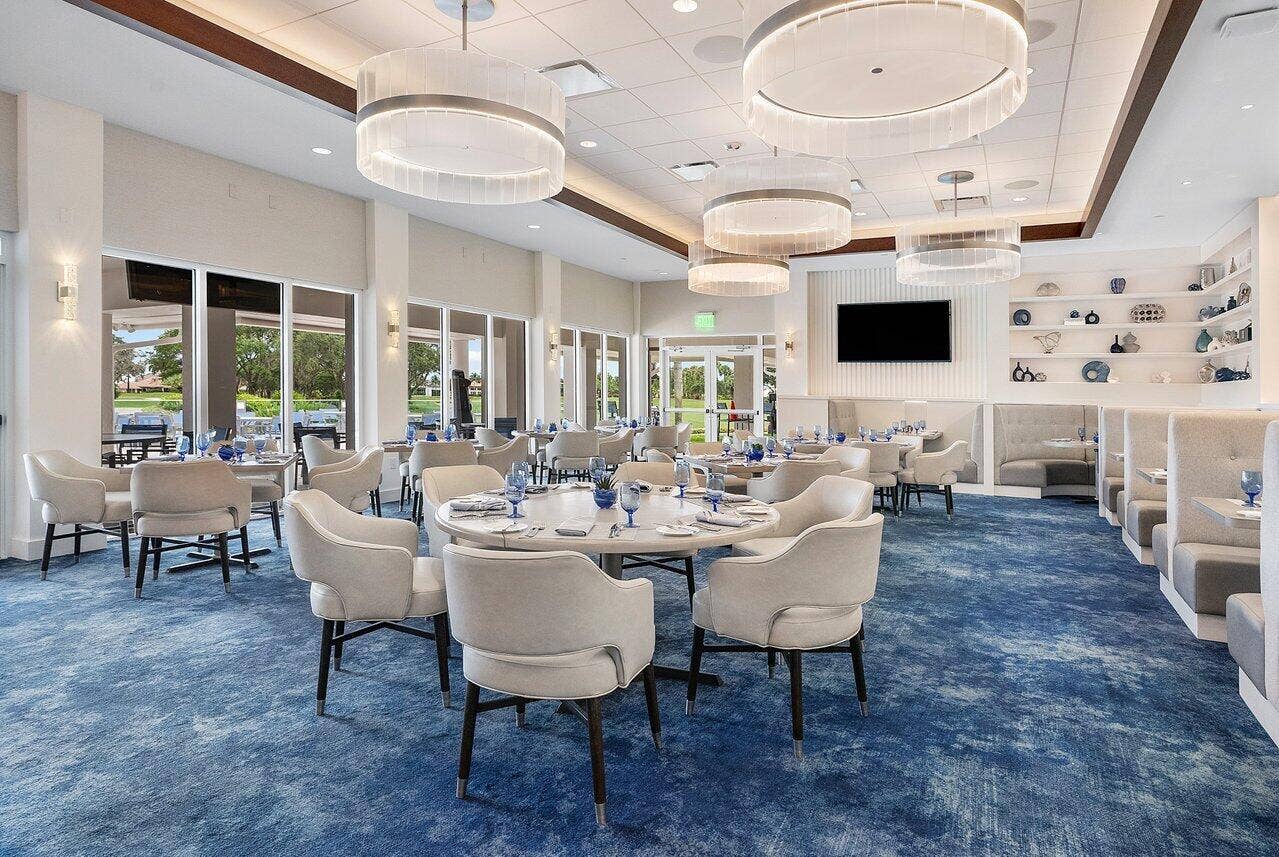 4451 Bocaire Boulevard, Boca Raton, FL 33487 Casual Dining