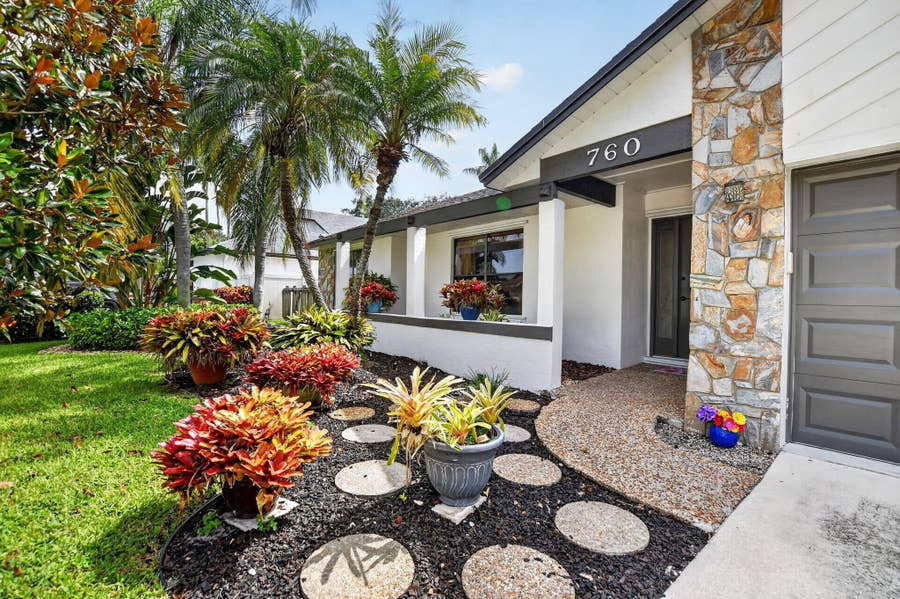Property photo for 760 NW 41st Terrace, Deerfield Beach, FL