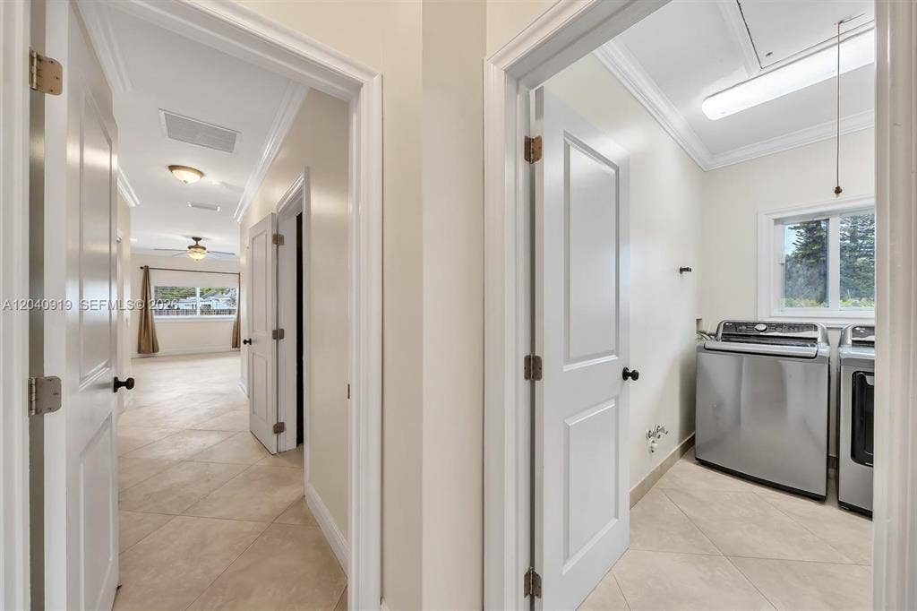 4920 SW 170TH Avenue, #4920, Southwest Ranches, Southwest Ranches, FL 33331 sw laundry room