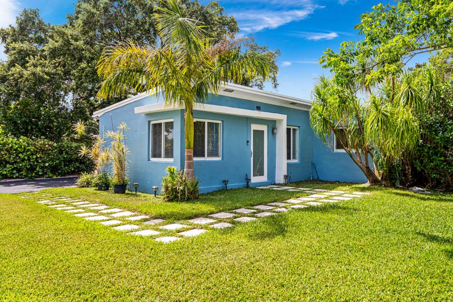 Property photo for 3305 SW 15th Street, Fort Lauderdale, FL
