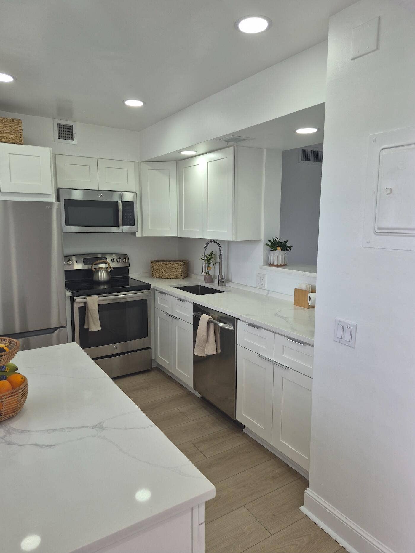 3050 N PALM AIRE Drive, #702, Pompano Beach, FL 33069 20260728_121708
