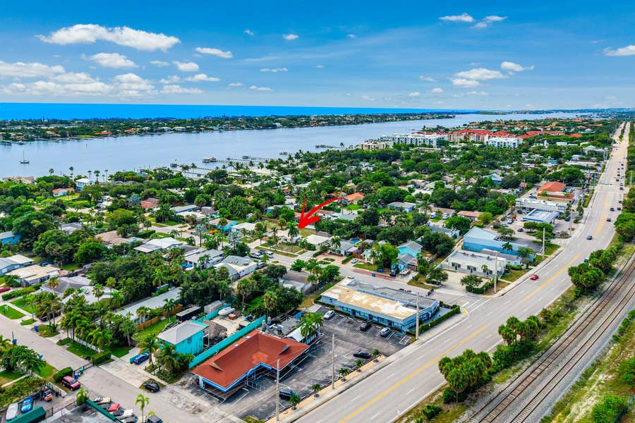 Property photo for 122 Euclid Boulevard, Lantana, FL