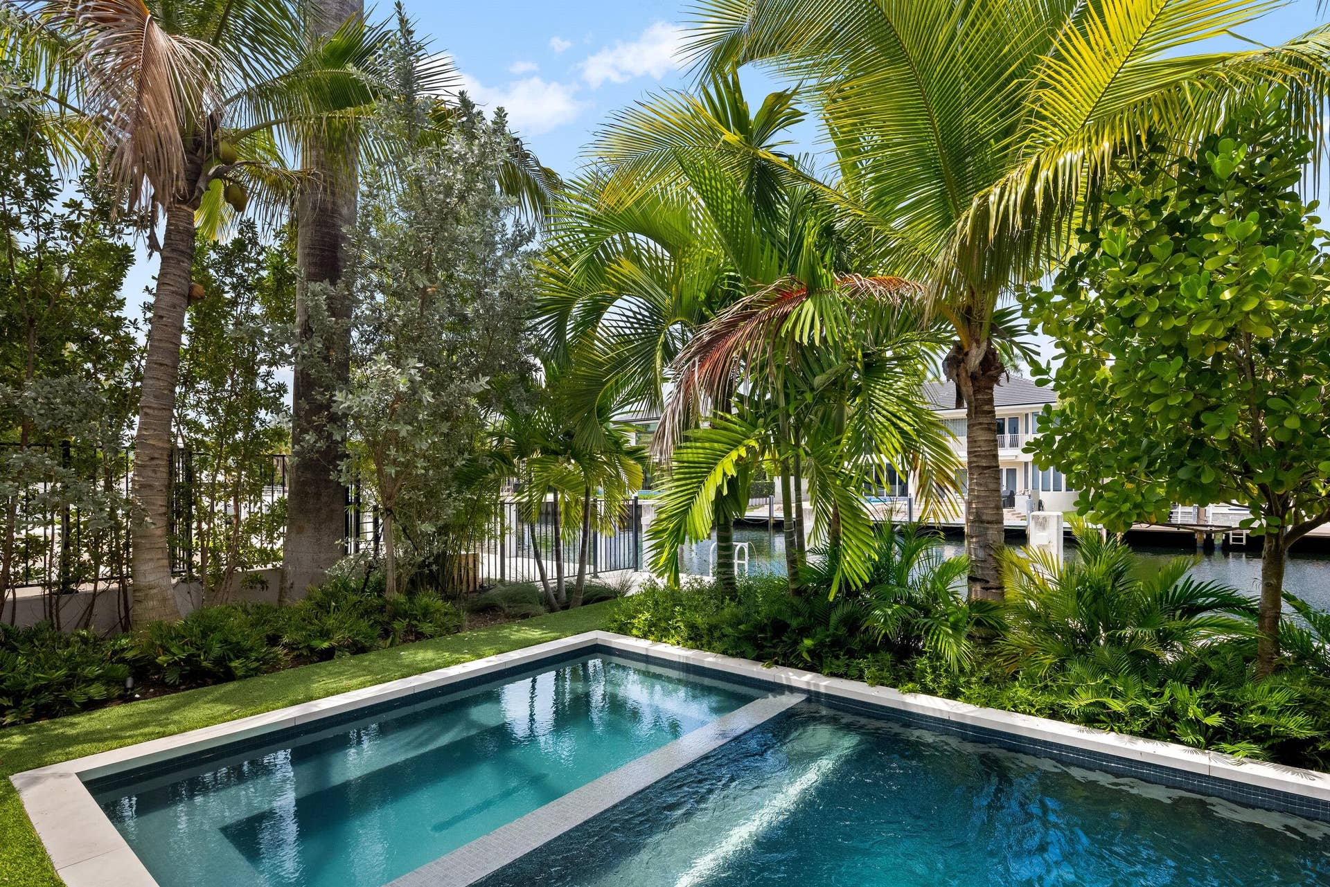 41 NURMI Drive, Fort Lauderdale, FL 33301 Pool 9