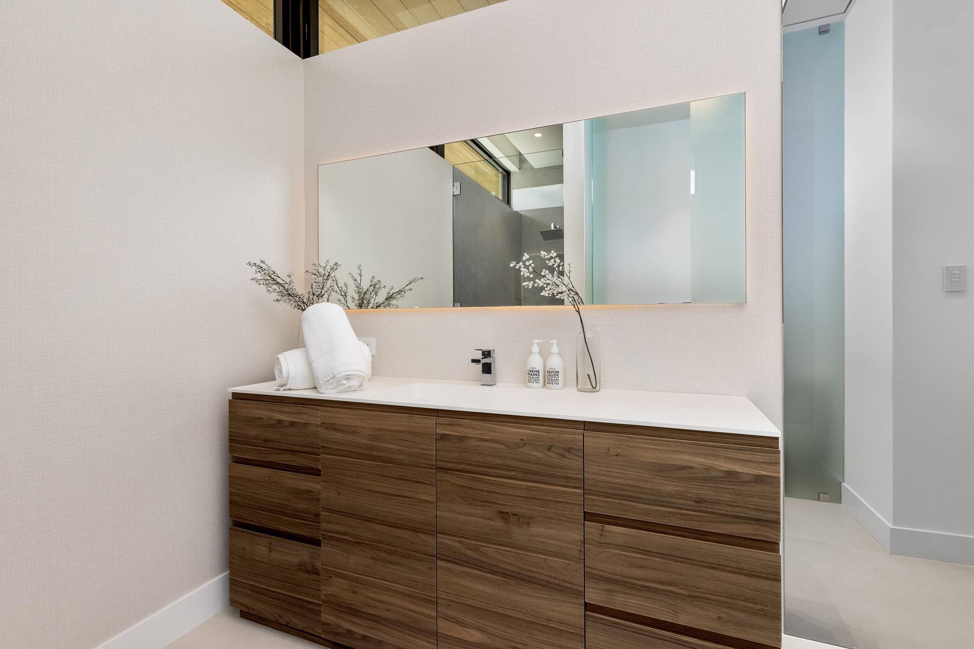 41 NURMI Drive, Fort Lauderdale, FL 33301 Guest Bath 3