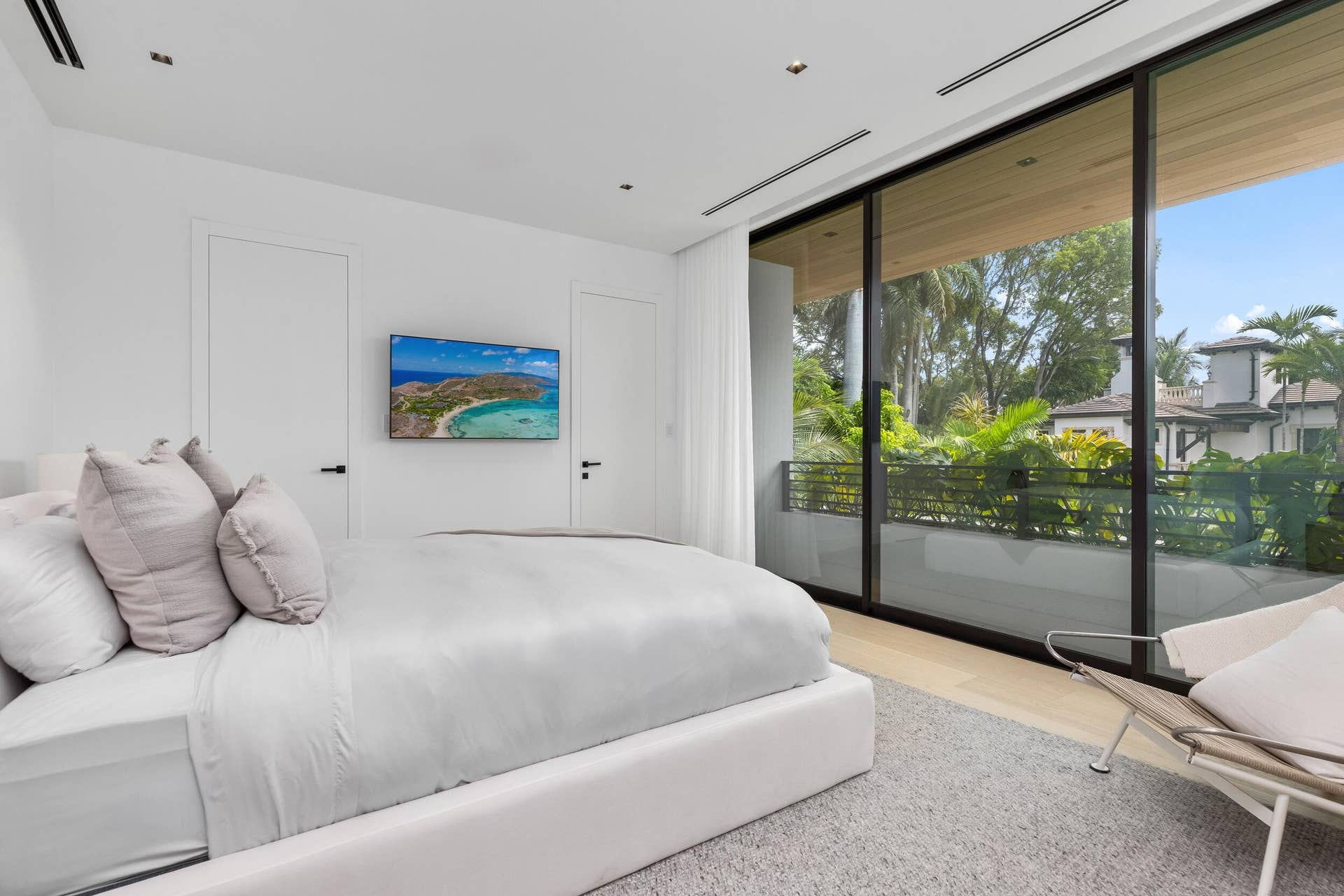 41 NURMI Drive, Fort Lauderdale, FL 33301 Guest Bed 6